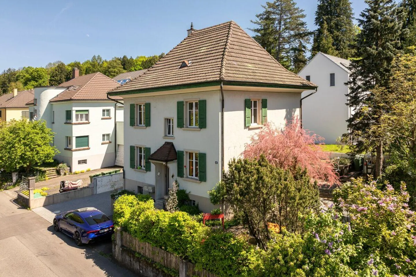 Casa bifamiliare con mansarda nel quartiere Linden - Foto 1 di 14