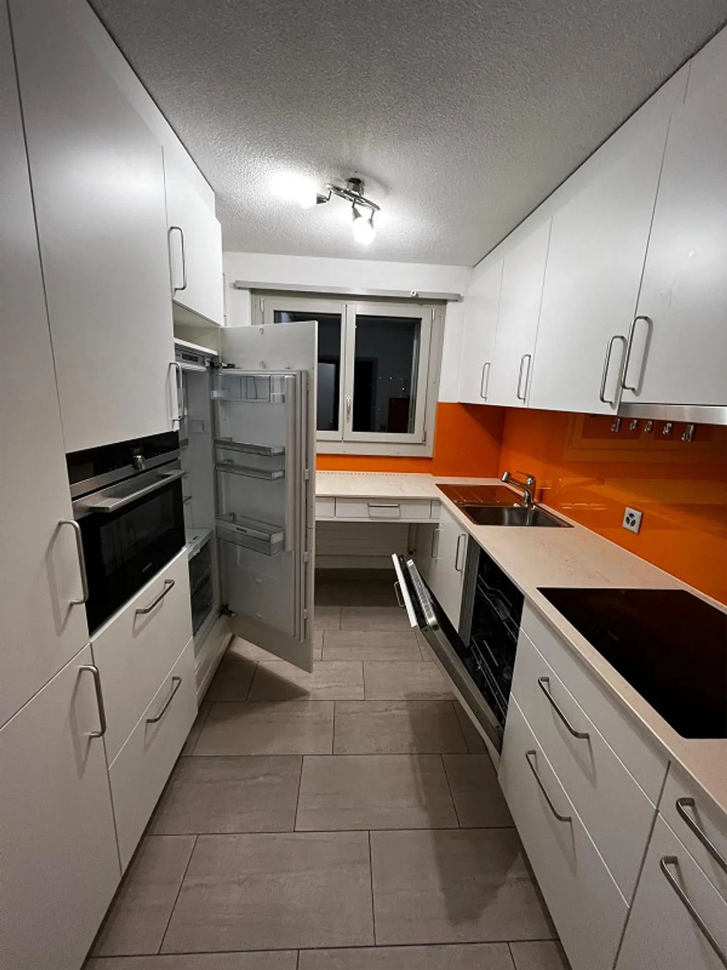 Ampio appartamento di 4,5 locali a 8174 Stadel - Foto 1 di 10