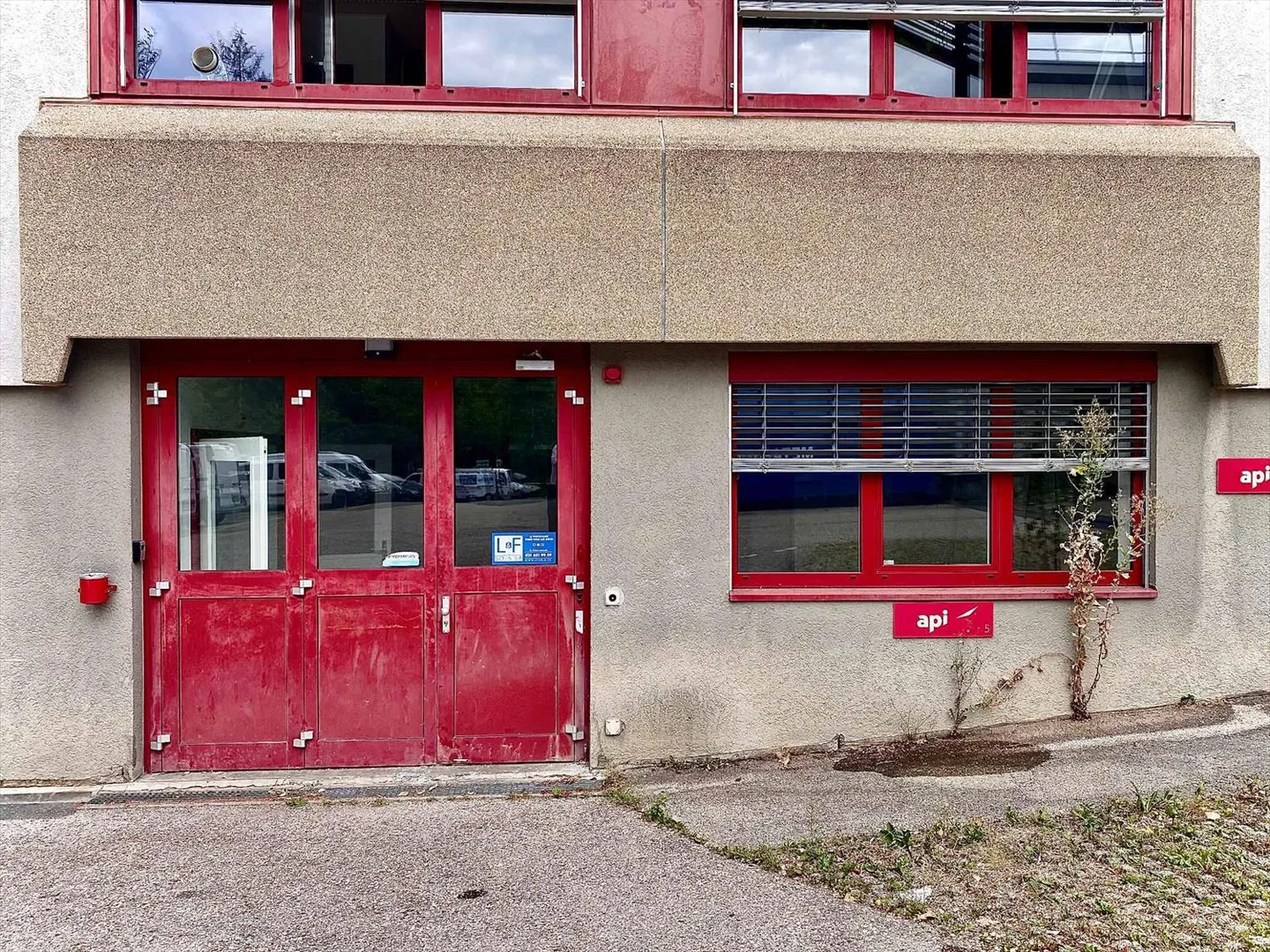 Officina, magazzino, locali di 490 m2 in affitto a Losanna - Foto 1 di 3