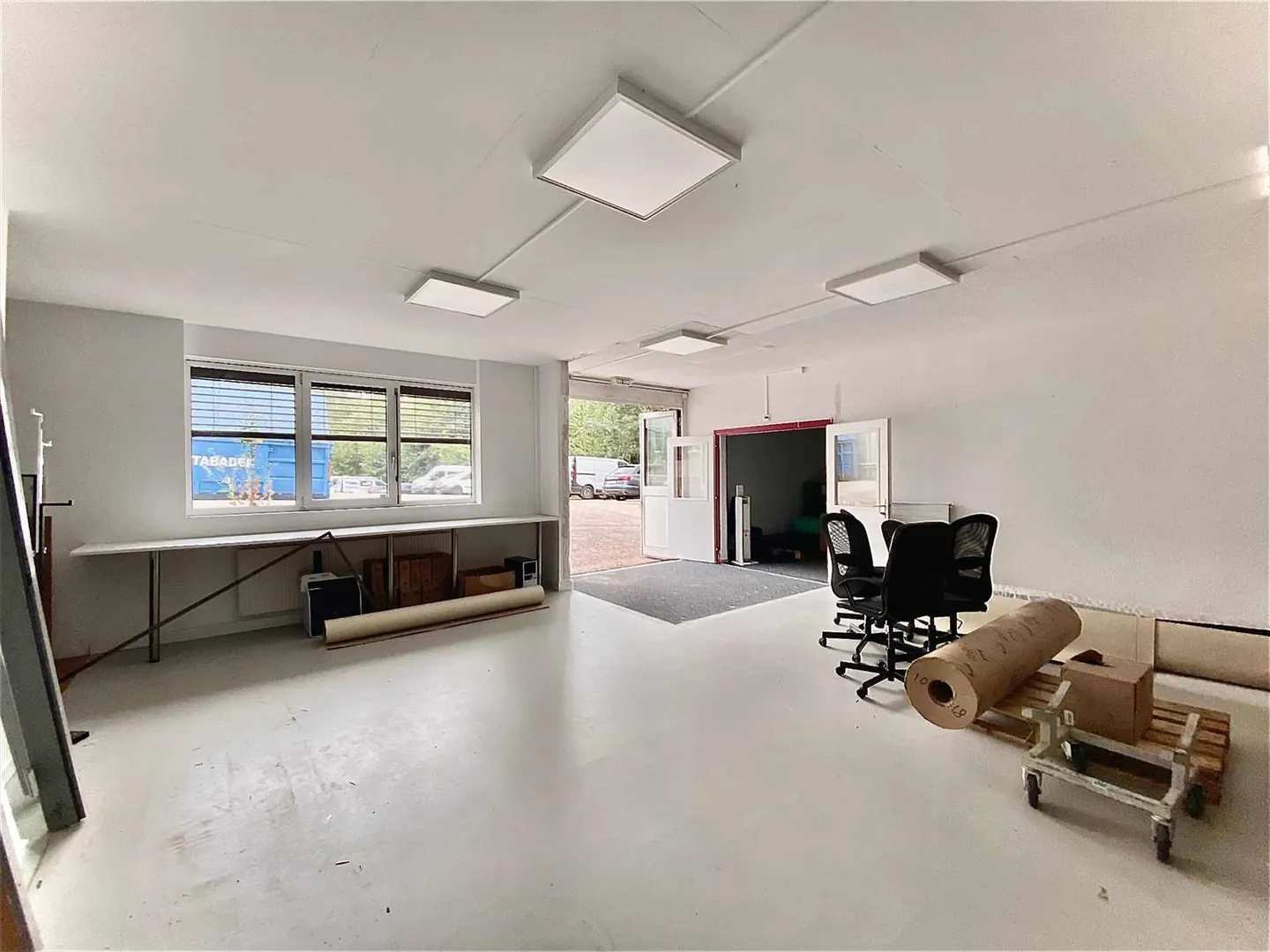 Officina, magazzino, locali di 490 m2 in affitto a Losanna - Foto 3 di 3