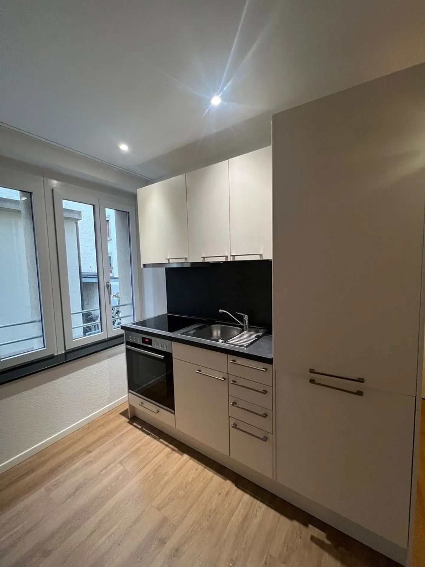 Wohnung mieten - Foto 2 von 4