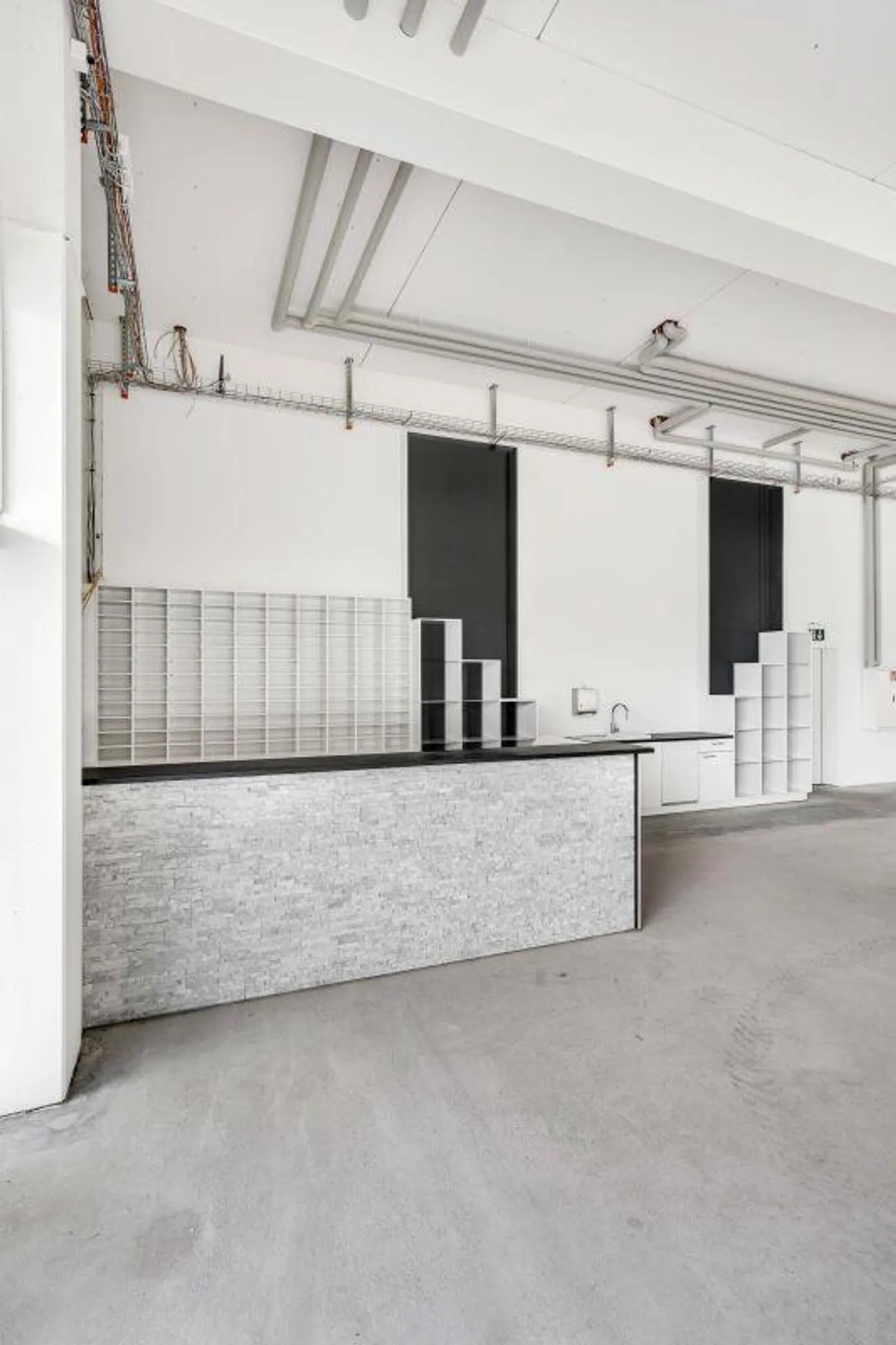 Business - Photo 6 of 8