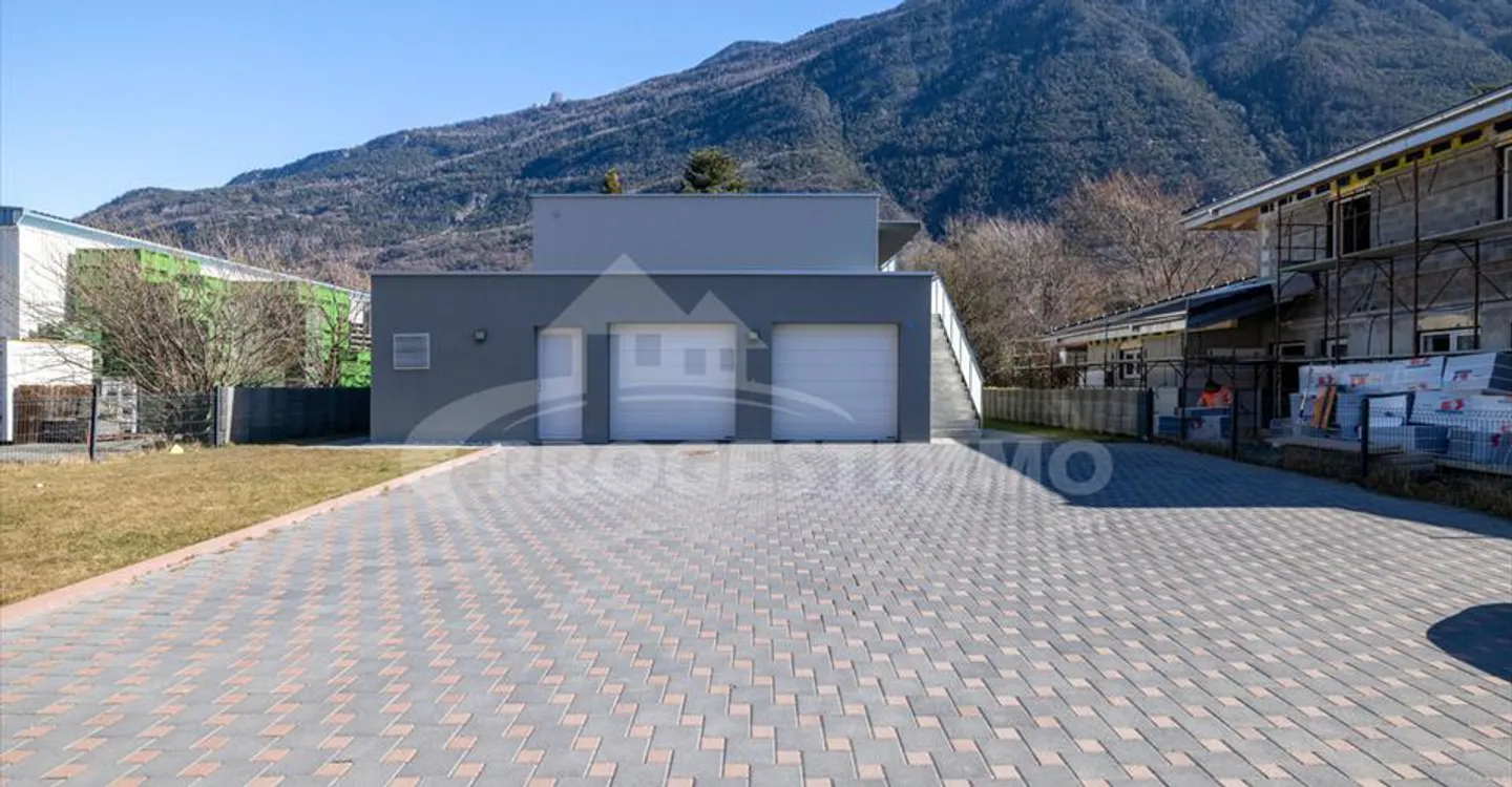Moderne Villa in Charrat - Foto 9 von 10