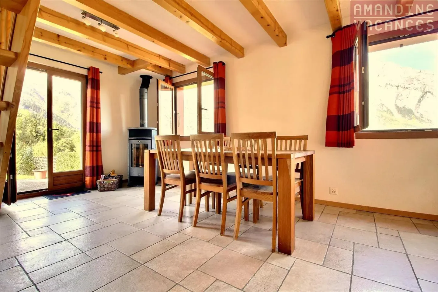 Jahresmiete: kleines gemütliches Chalet mit 3 Zimmern - Foto 4 von 13