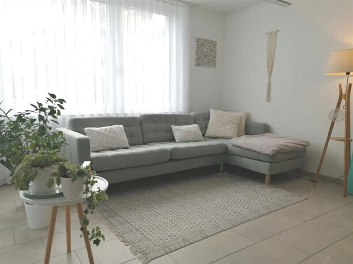 2½ ZI-WOHNUNG IN BENGLEN (ZH), MÖBLIERT, TEMPORÄR - Foto 1 von 5