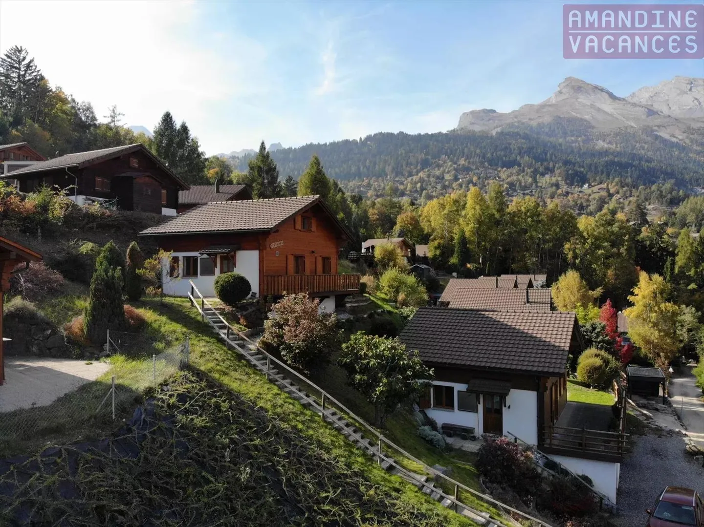 Jahresmiete: kleines gemütliches Chalet mit 3 Zimmern - Foto 1 von 13
