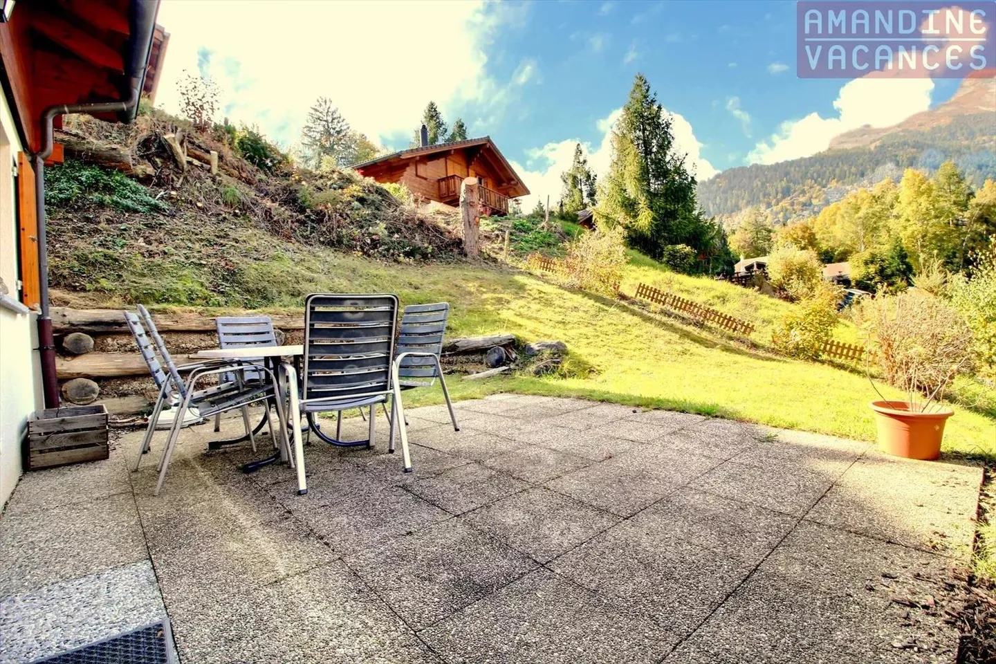 Jahresmiete: kleines gemütliches Chalet mit 3 Zimmern - Foto 9 von 13