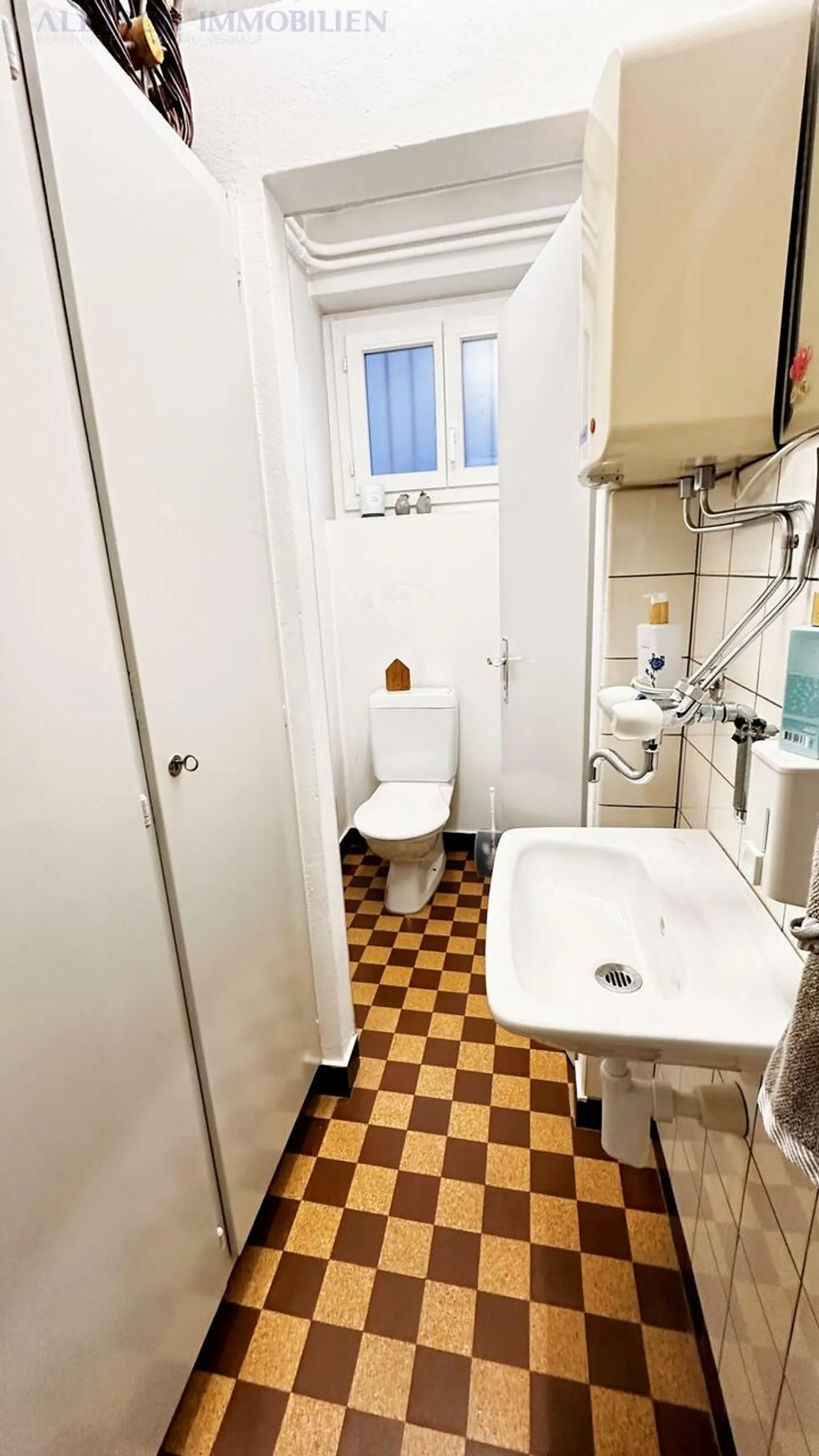 Espace de bureau de 80 m2 à louer disponible à Gliserallee - Photo 8 sur 8