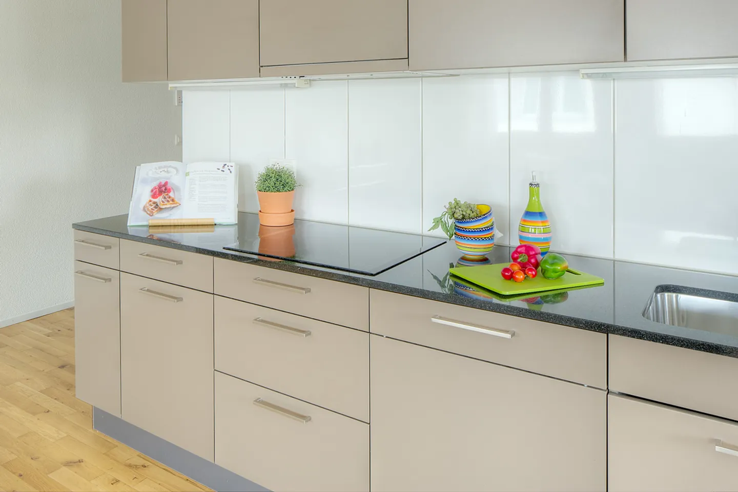 Charmant appartement 2½ pièces - Photo 2 sur 5