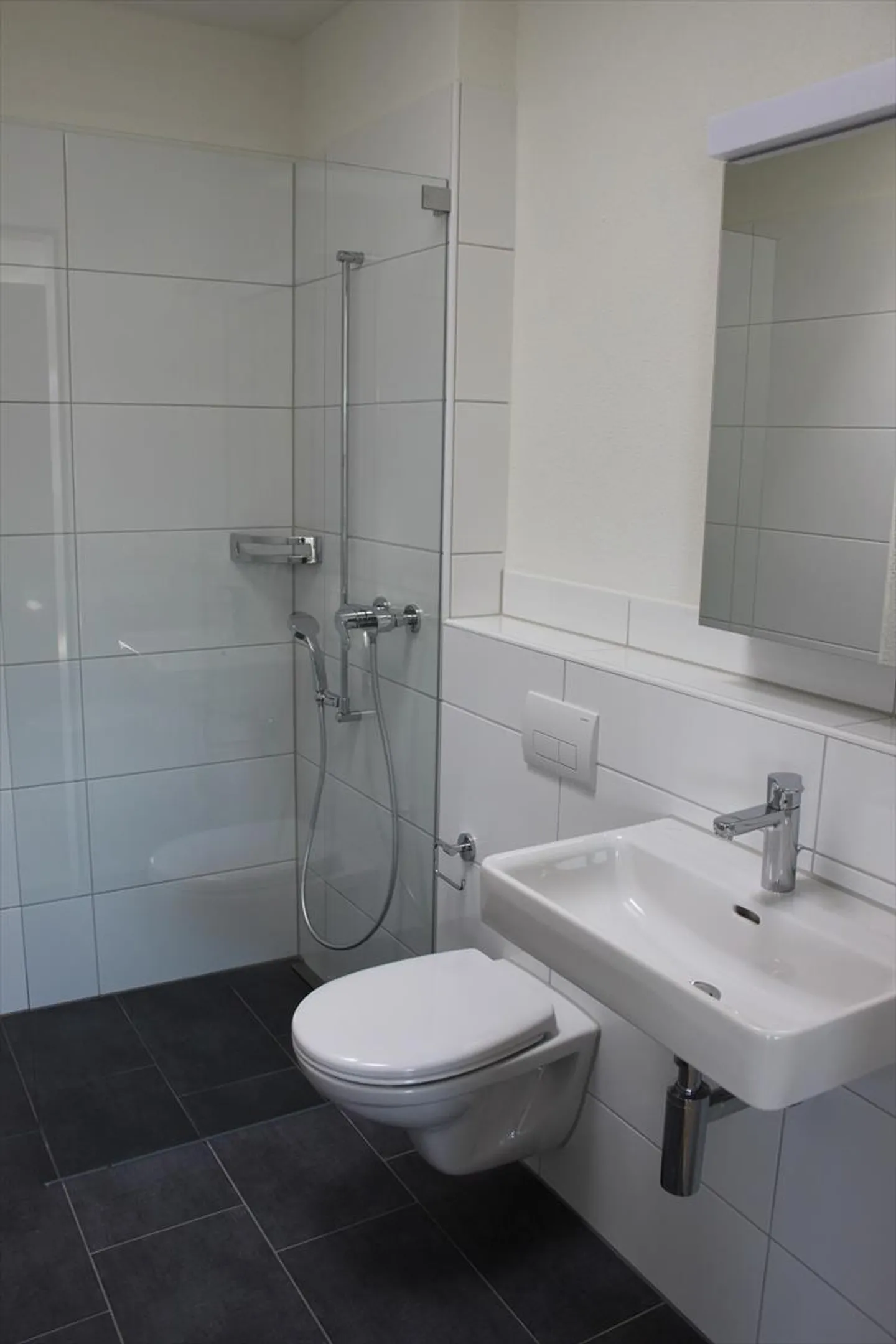 Charmant appartement 2½ pièces - Photo 5 sur 5