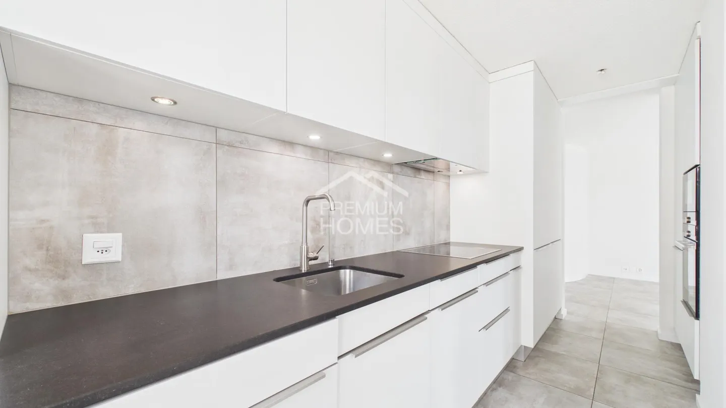 Appartamento Incantevole con Vista Lago - Foto 1 di 9