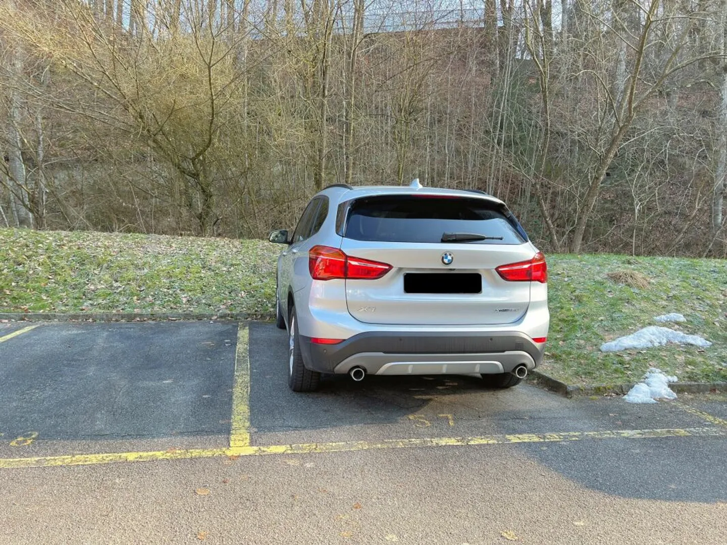 Outdoor parking in the Fischermätteli district - Photo 1 of 1