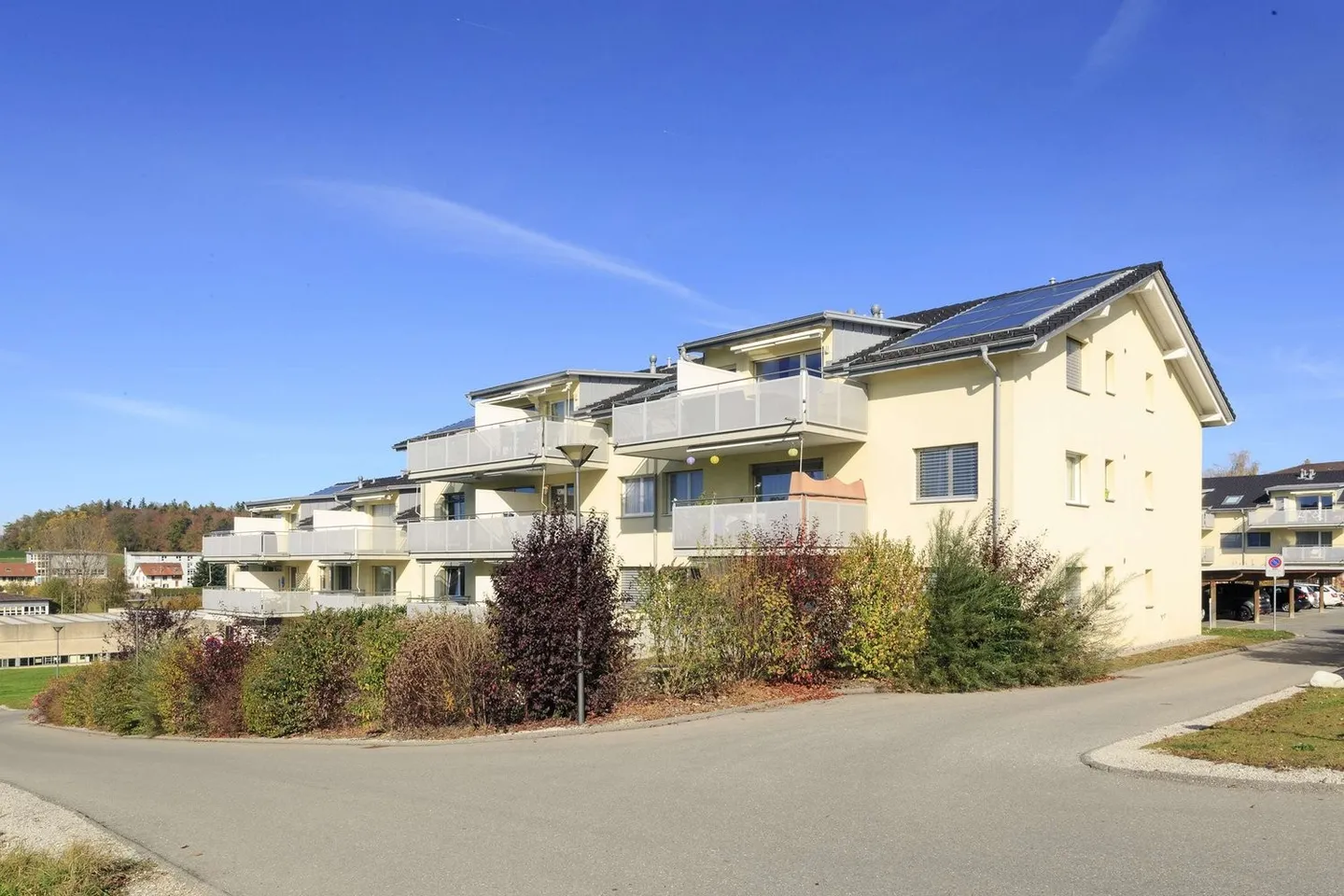 Belle appartement de 3,5 pièces à louer à Courtaman! - Photo 2 sur 12