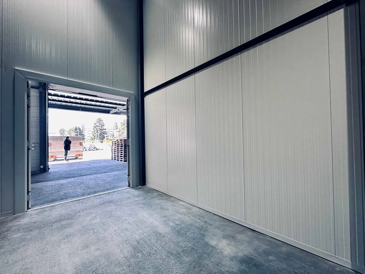 Halle de stockage, dépôt de 123 m2 à louer à Martigny - Photo 3 sur 3