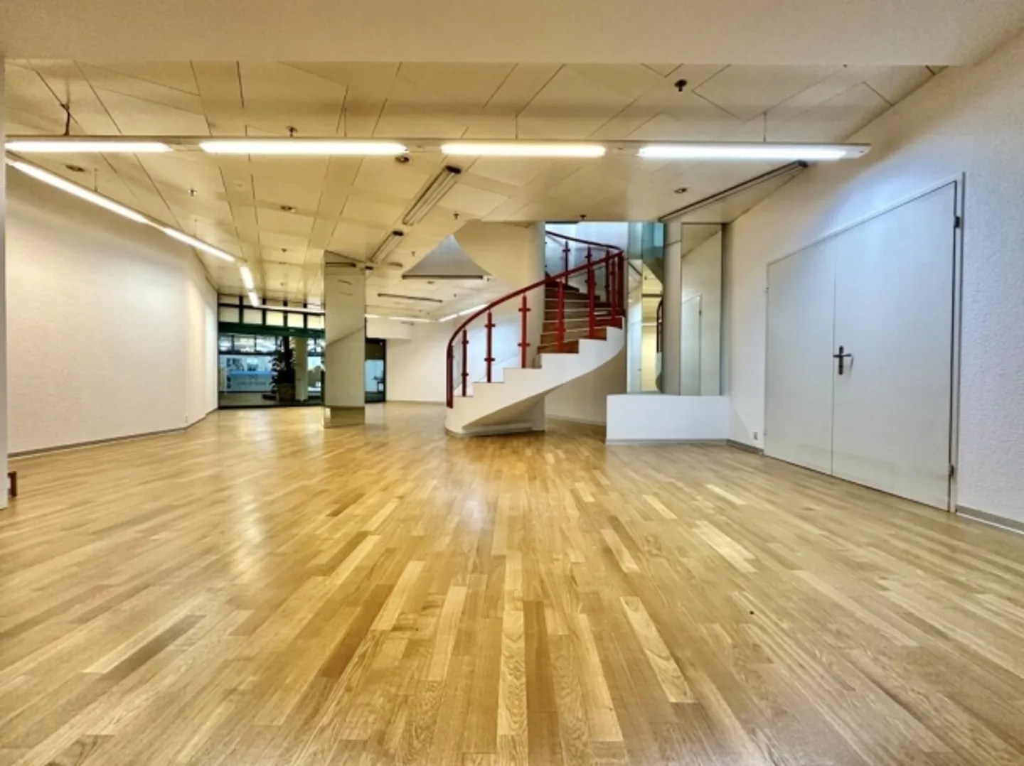 ATTRAKTIVE GEWERBEFLÄCHE IN DER KERNZONE OLTEN ZU VERKAUFEN - Foto 5 von 5