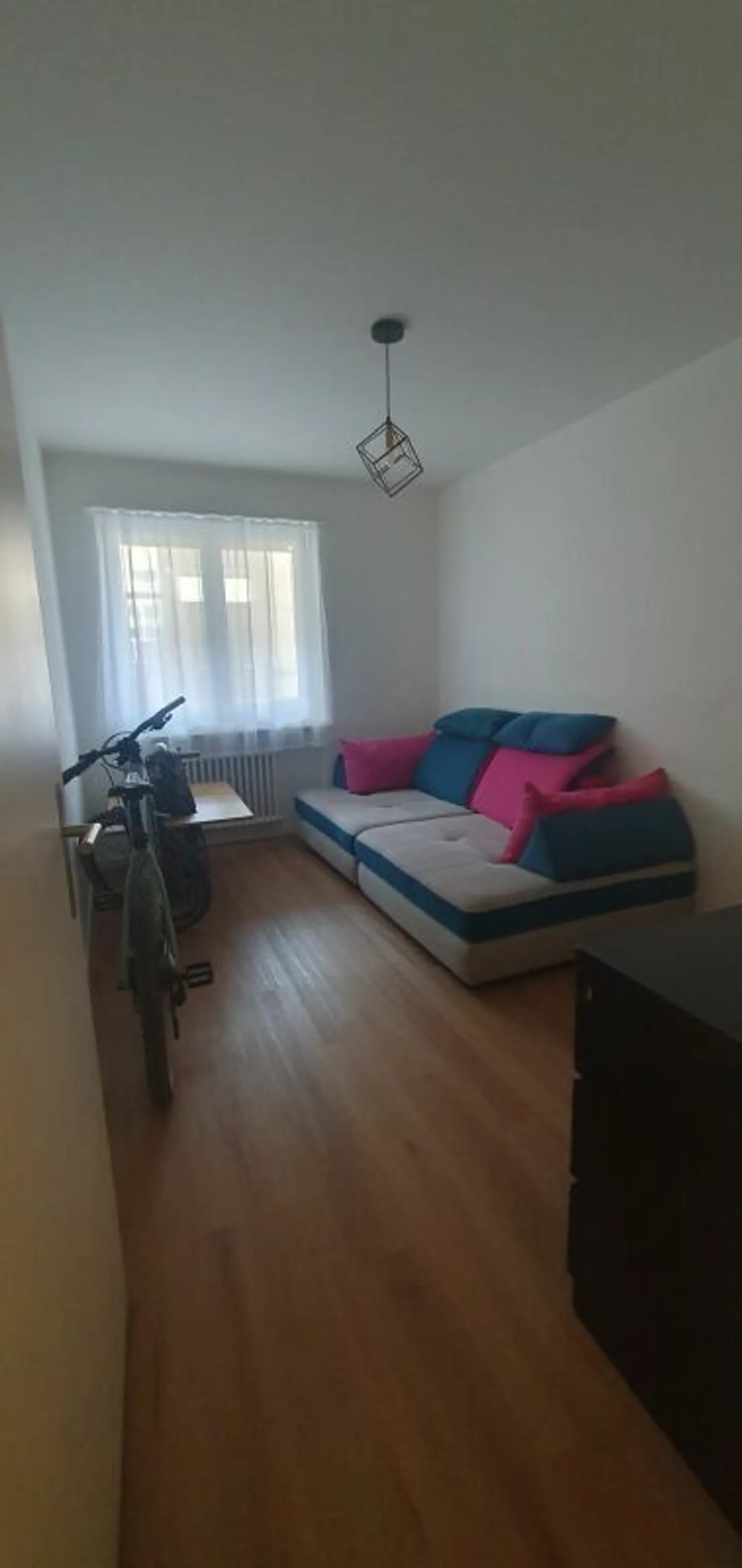 Appartamento 4 locali con balcone e vista magnifica - Foto 8 di 12