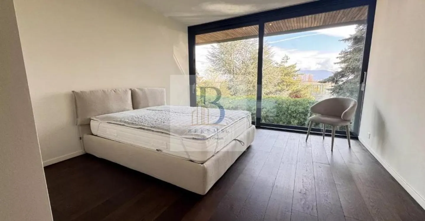 Villa d'exception avec piscine à débordement - Foto 9 di 12