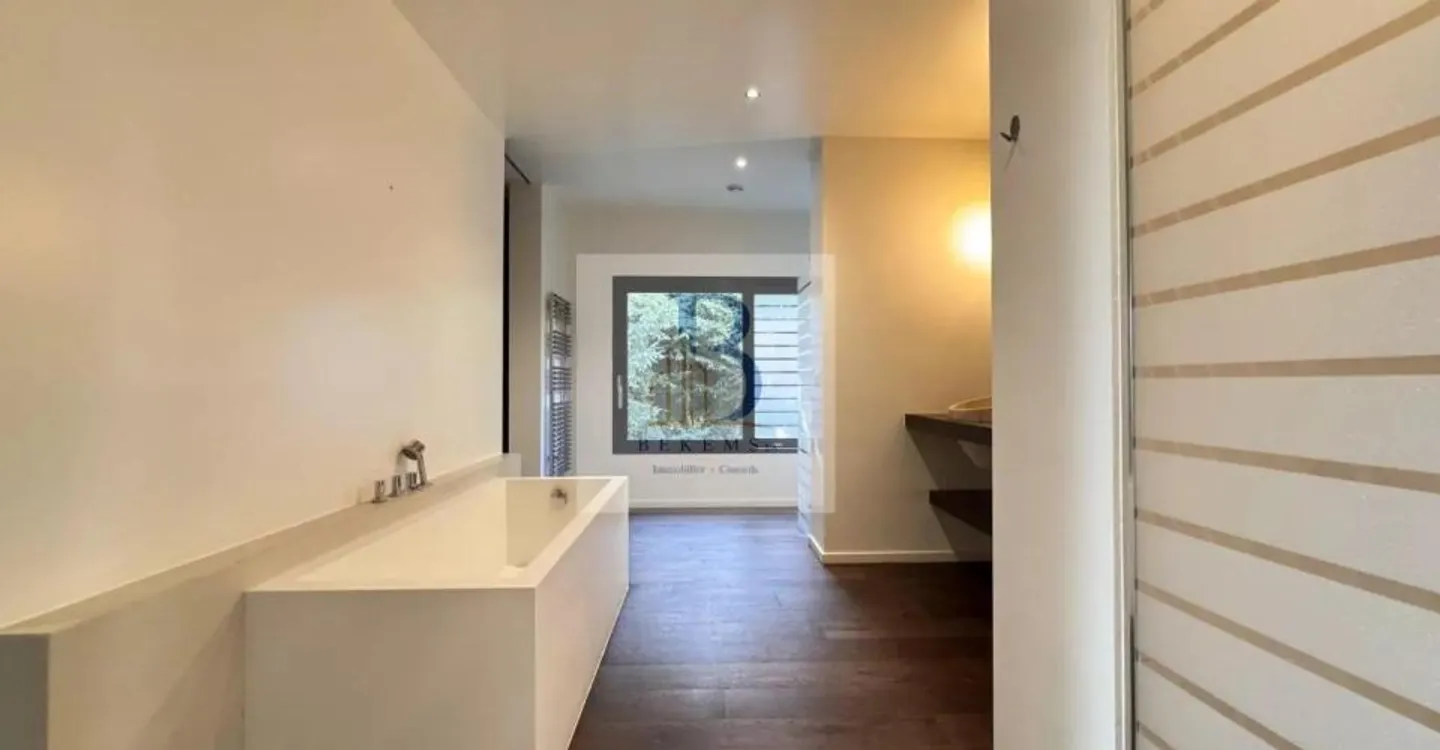 Villa d'exception avec piscine à débordement - Foto 12 di 12