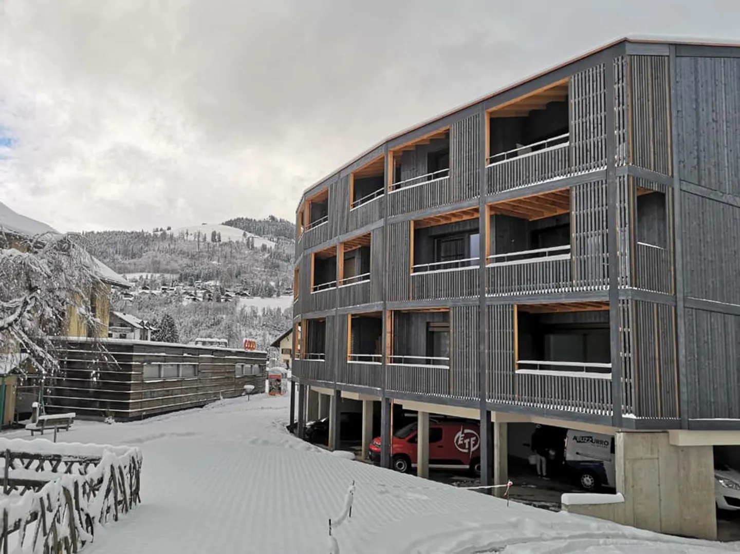 Appartement contemporain de 2œ pièces au dernier étage - Foto 1 von 7