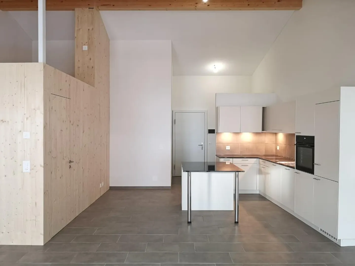 Appartement contemporain de 2œ pièces au dernier étage - Foto 2 von 7