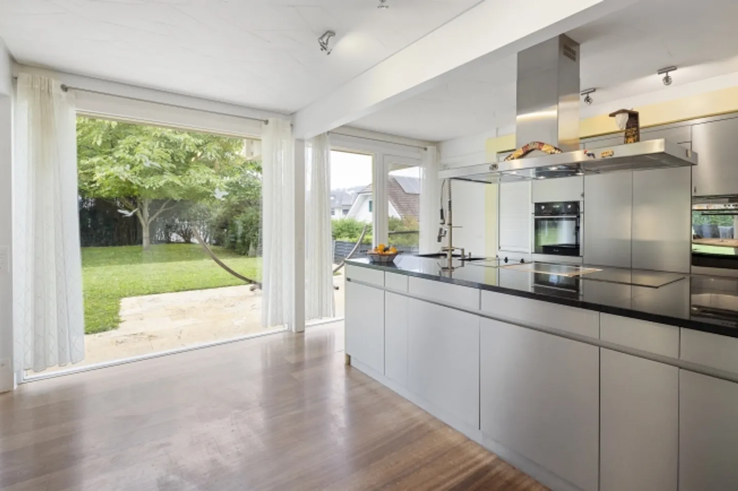 Geräumiges Traumhaus mit Pool - Foto 5 von 13