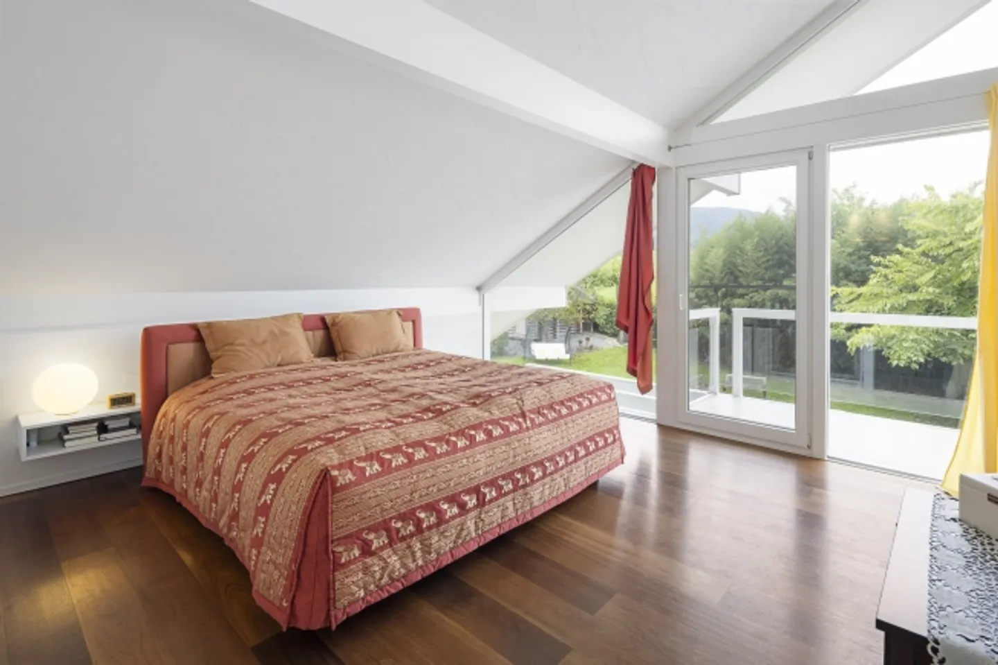 Geräumiges Traumhaus mit Pool - Foto 6 von 13