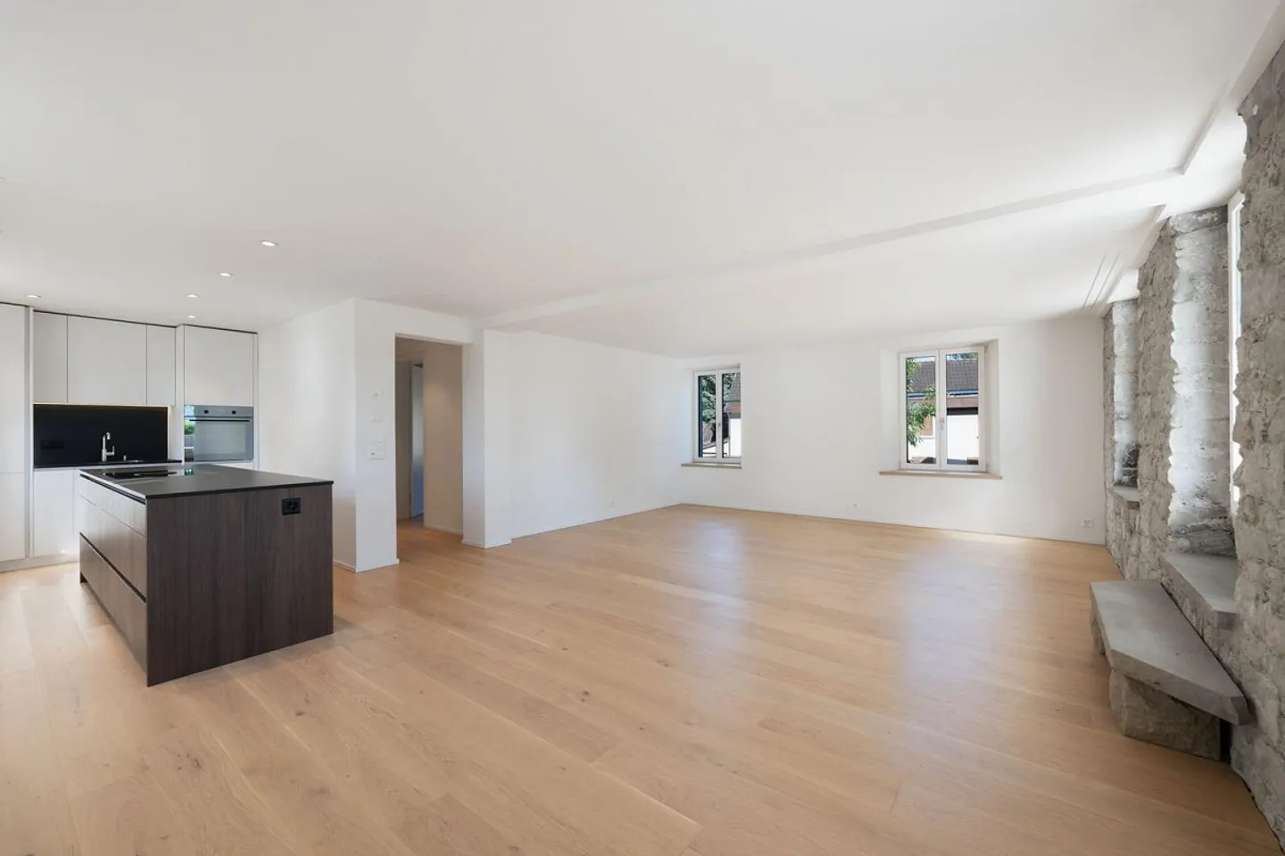 Wohnen, wo andere Ferien machen!  Exklusive 3.5-Zimmer-Wohnung am Z... - Foto 4 von 5