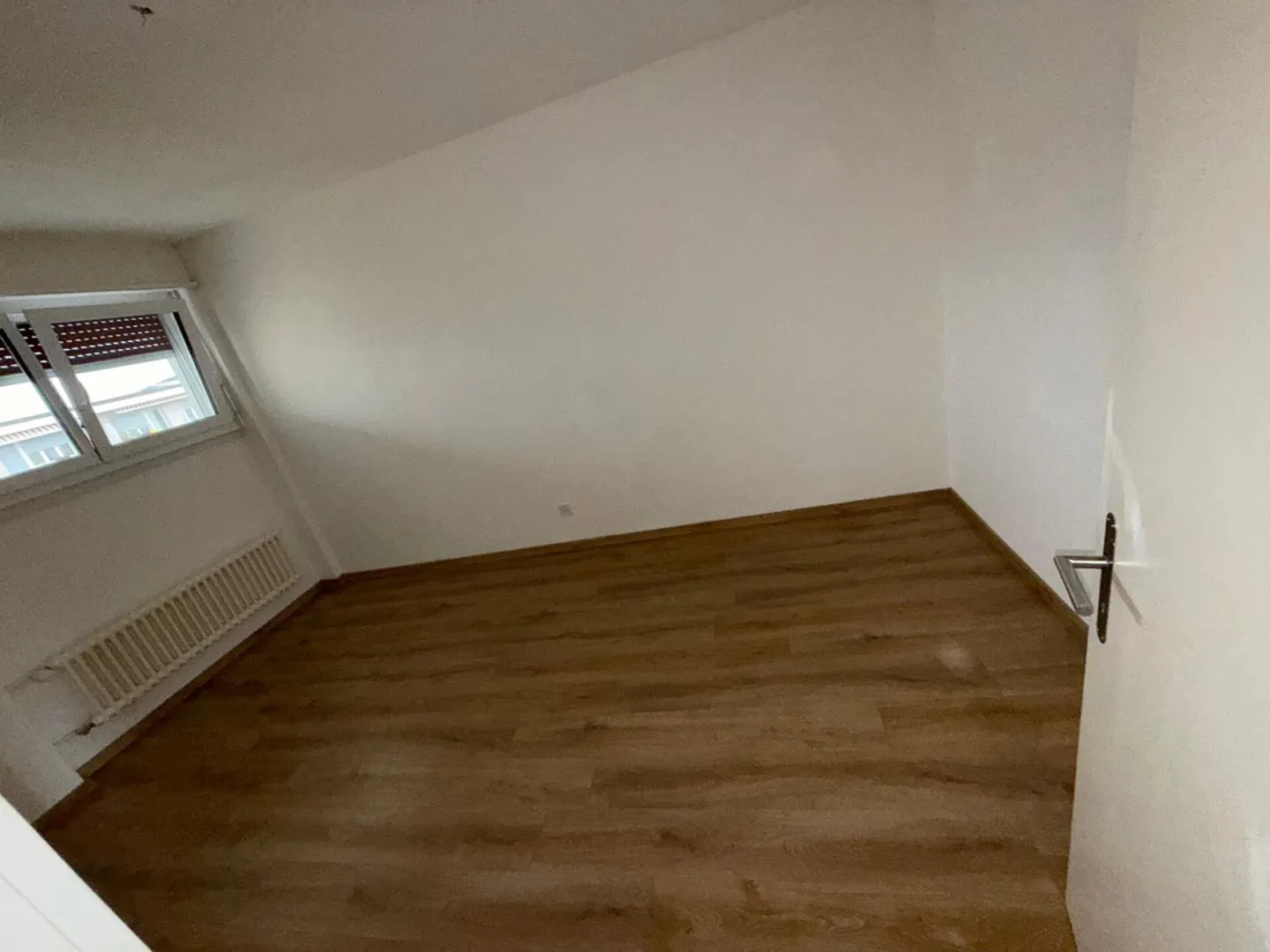 Newly Renovated 3.5 Room Apartment in Dulliken!! - Photo 7 of 10
