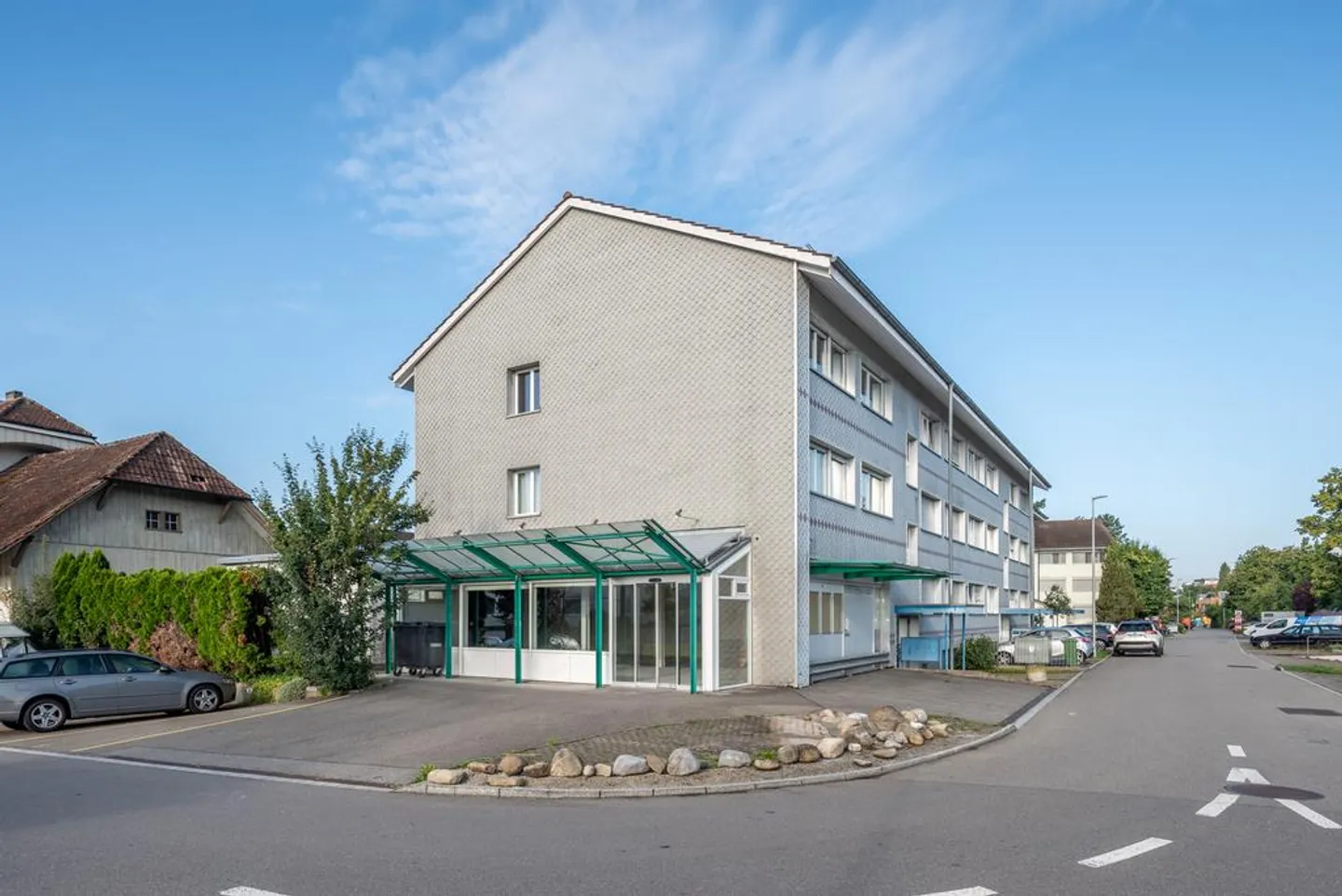 Flexible Gewerbefläche an zentraler Lage, ideal für Büro und Praxis - Foto 1 von 5