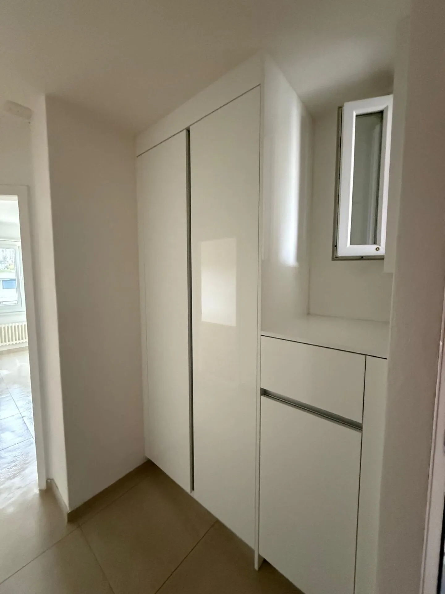 Newly Renovated 3.5 Room Apartment in Dulliken!! - Photo 10 of 10