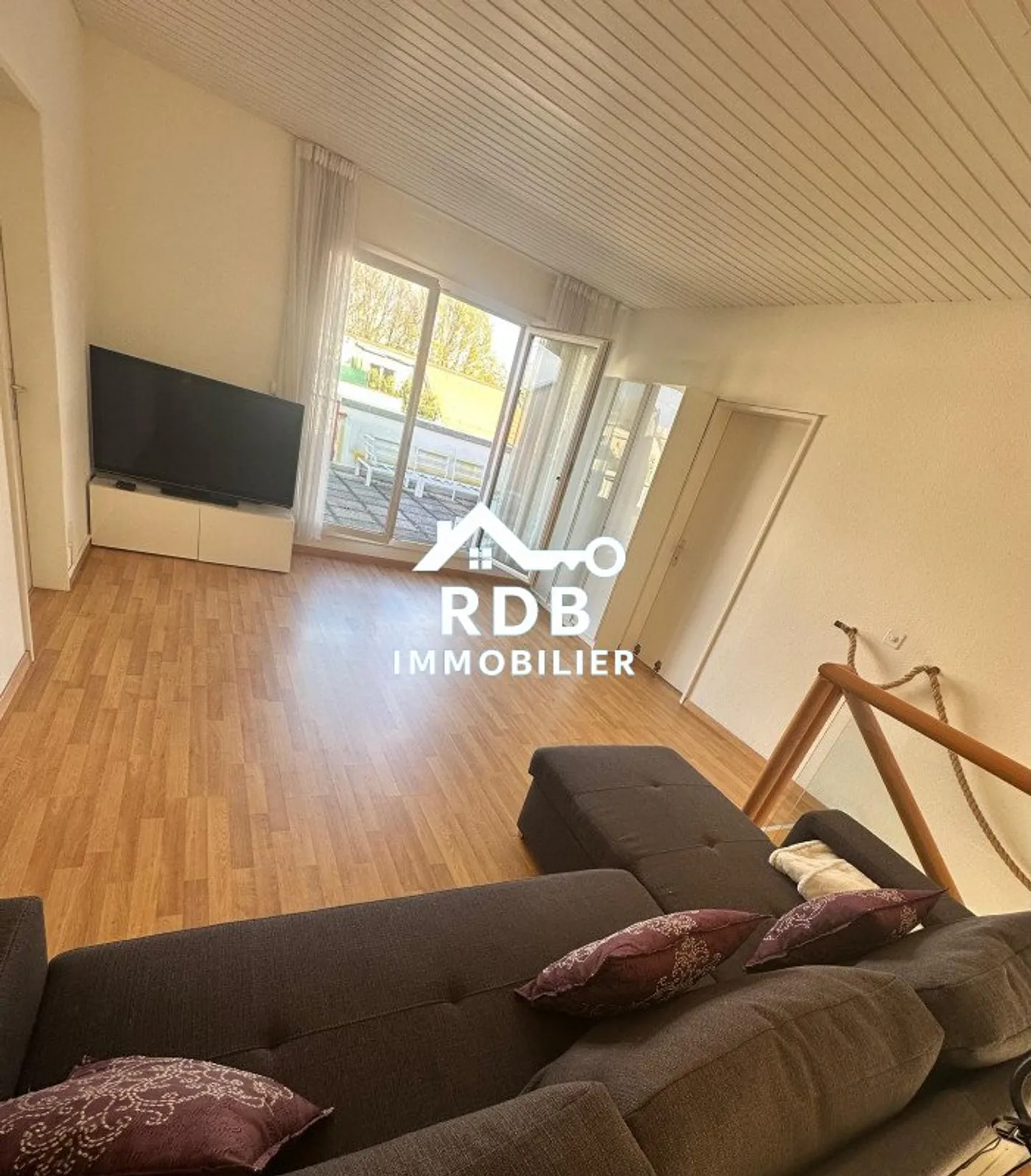 6,5-Zimmer-Duplexwohnung im 2. Stock ohne Aufzug Thônex 1226 - Foto 1 von 8