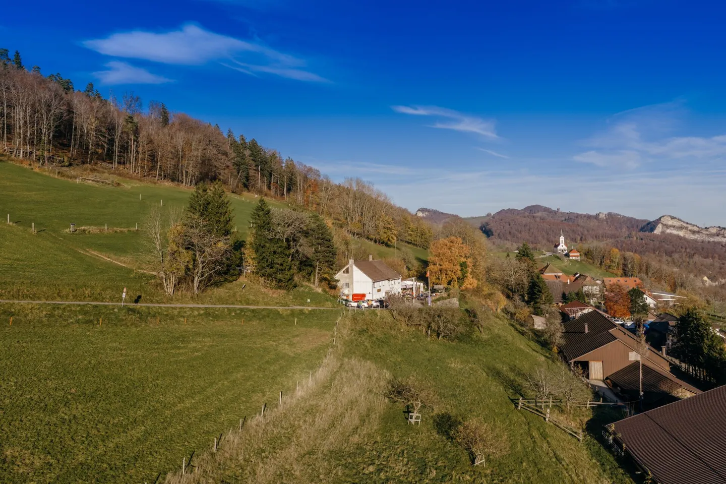 Property in the idyllic hamlet of Ifenthal - Photo 1 of 8