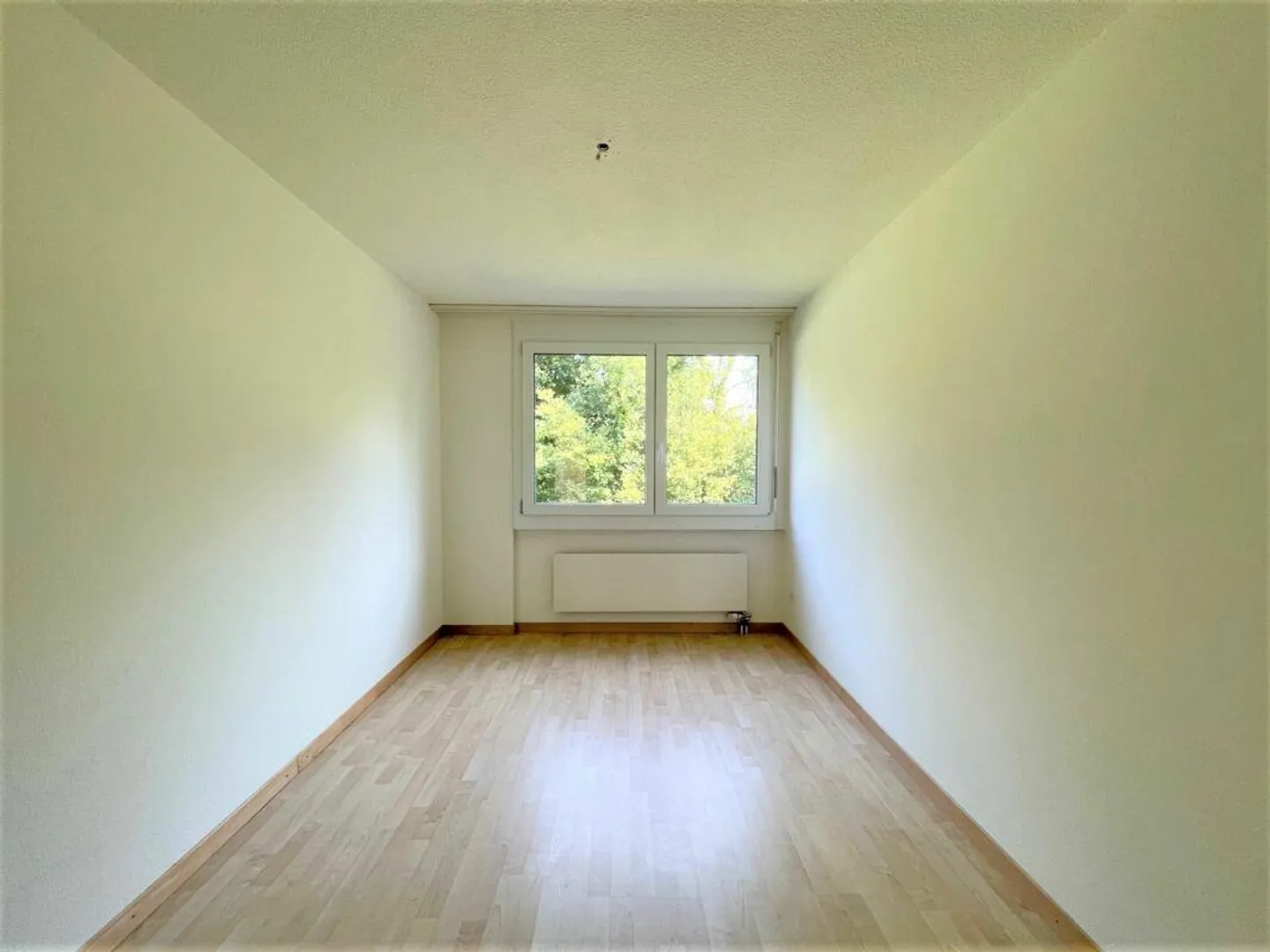 Espace pour votre nouveau chez-vous - Charmant appartement de 3.5 pièces à Wil SG - Photo 9 sur 17