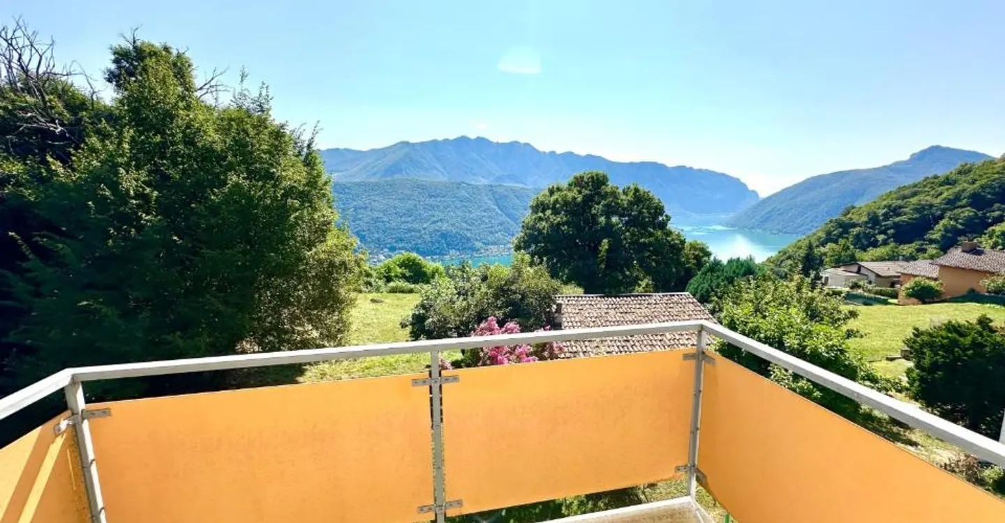 Elegante 3,5-Zimmer-Dachwohnung mit Blick auf den Luganersee - Foto 9 von 10