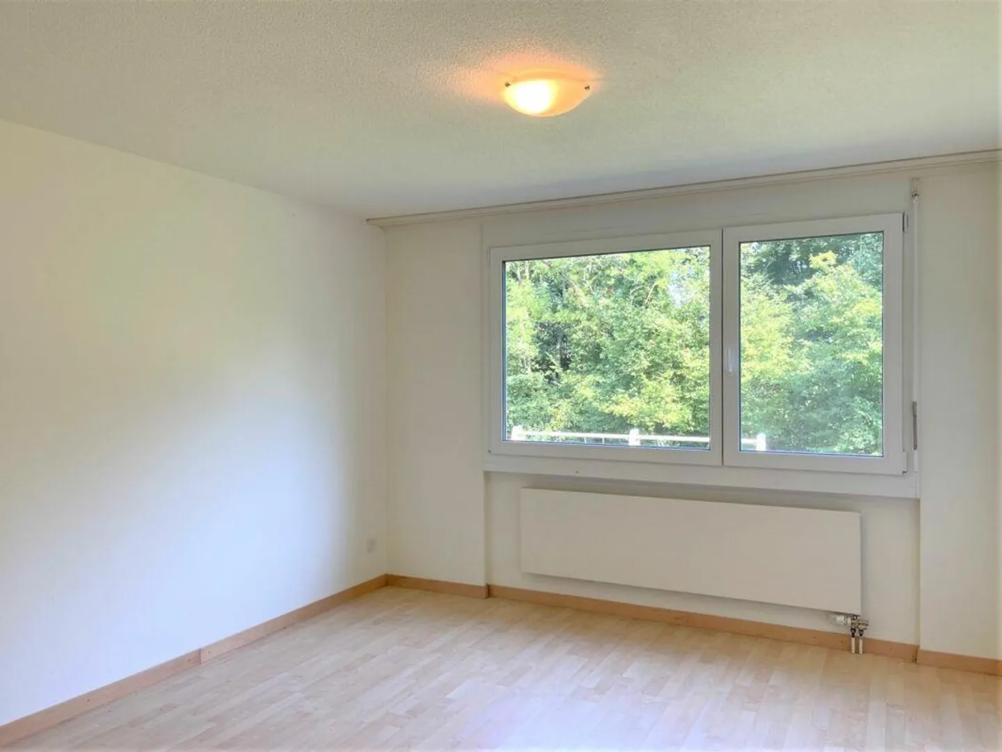 Espace pour votre nouveau chez-vous - Charmant appartement de 3.5 pièces à Wil SG - Photo 5 sur 17