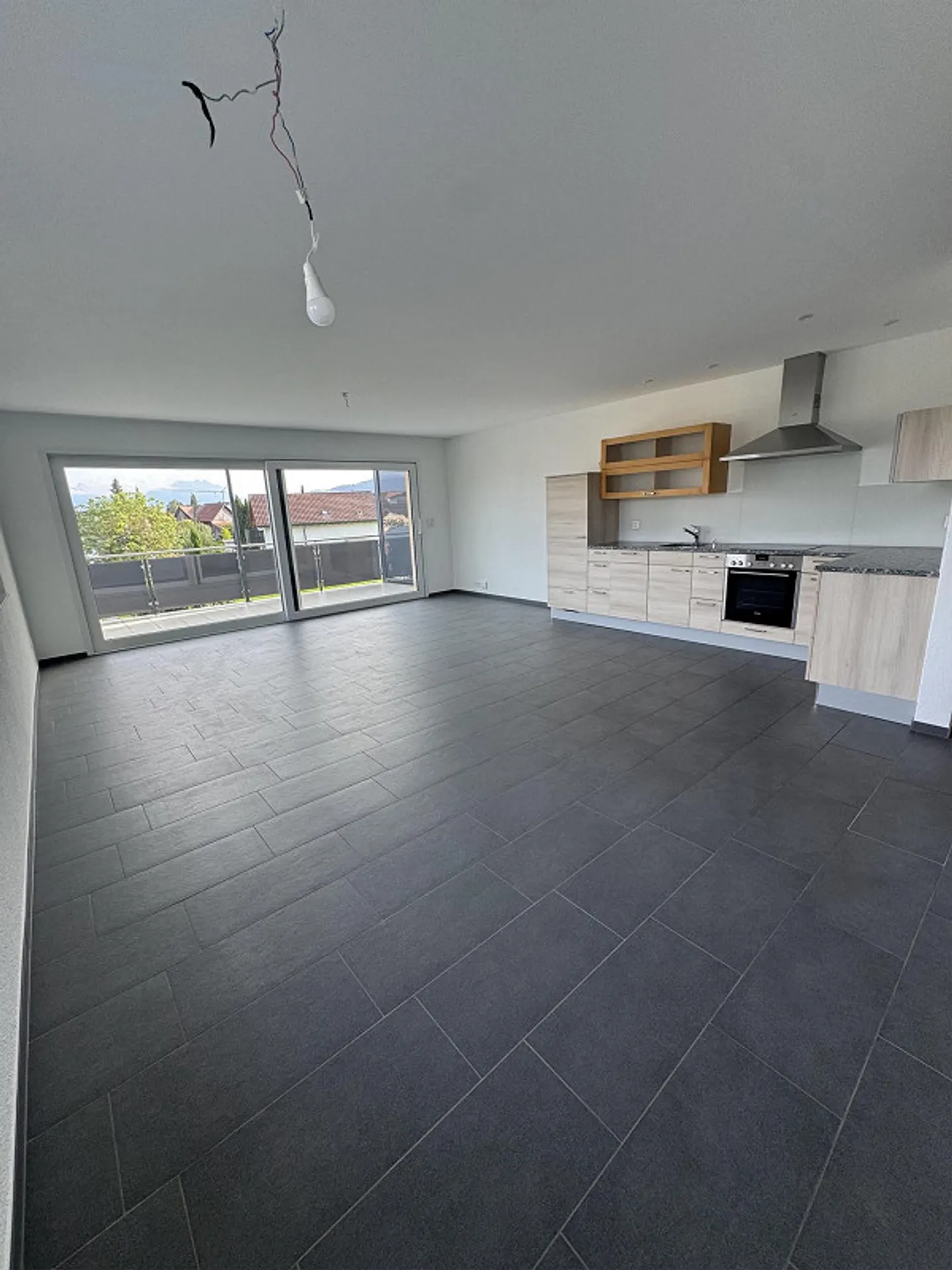 Appartement moderne de 2,5 pièces avec balcon à Lüchingen - Photo 4 sur 16