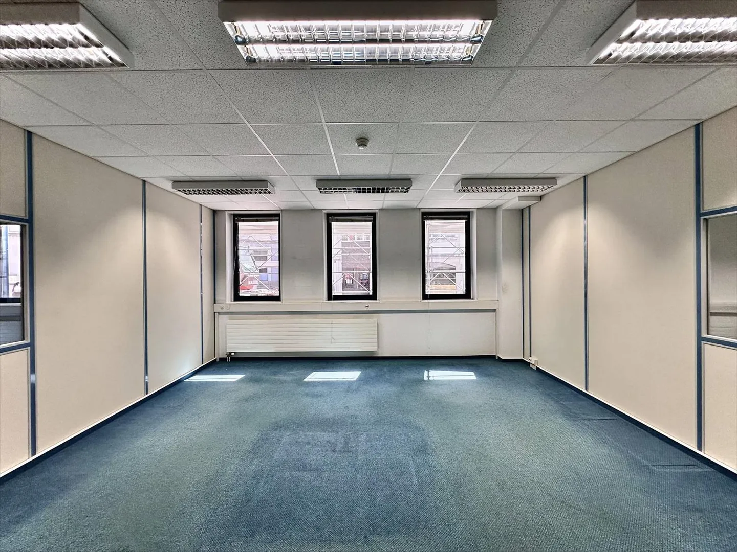 Produktion, Industrie, Büros von 1055 m2 zur Miete in La Chaux-de-Fonds - Foto 4 von 9