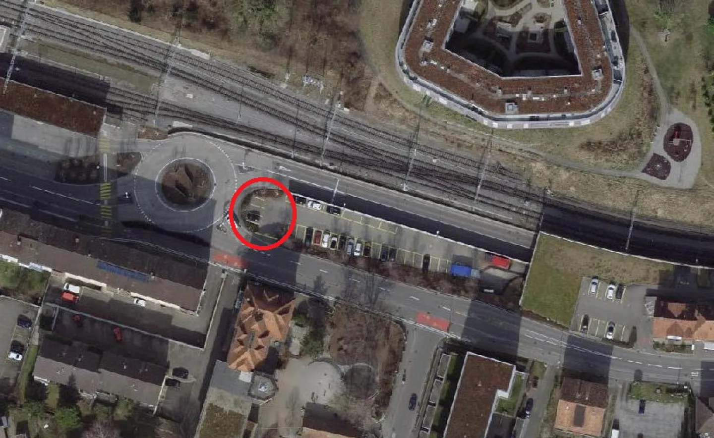 Place de parking à louer à la gare de Kreuzlingen - Photo 2 sur 2