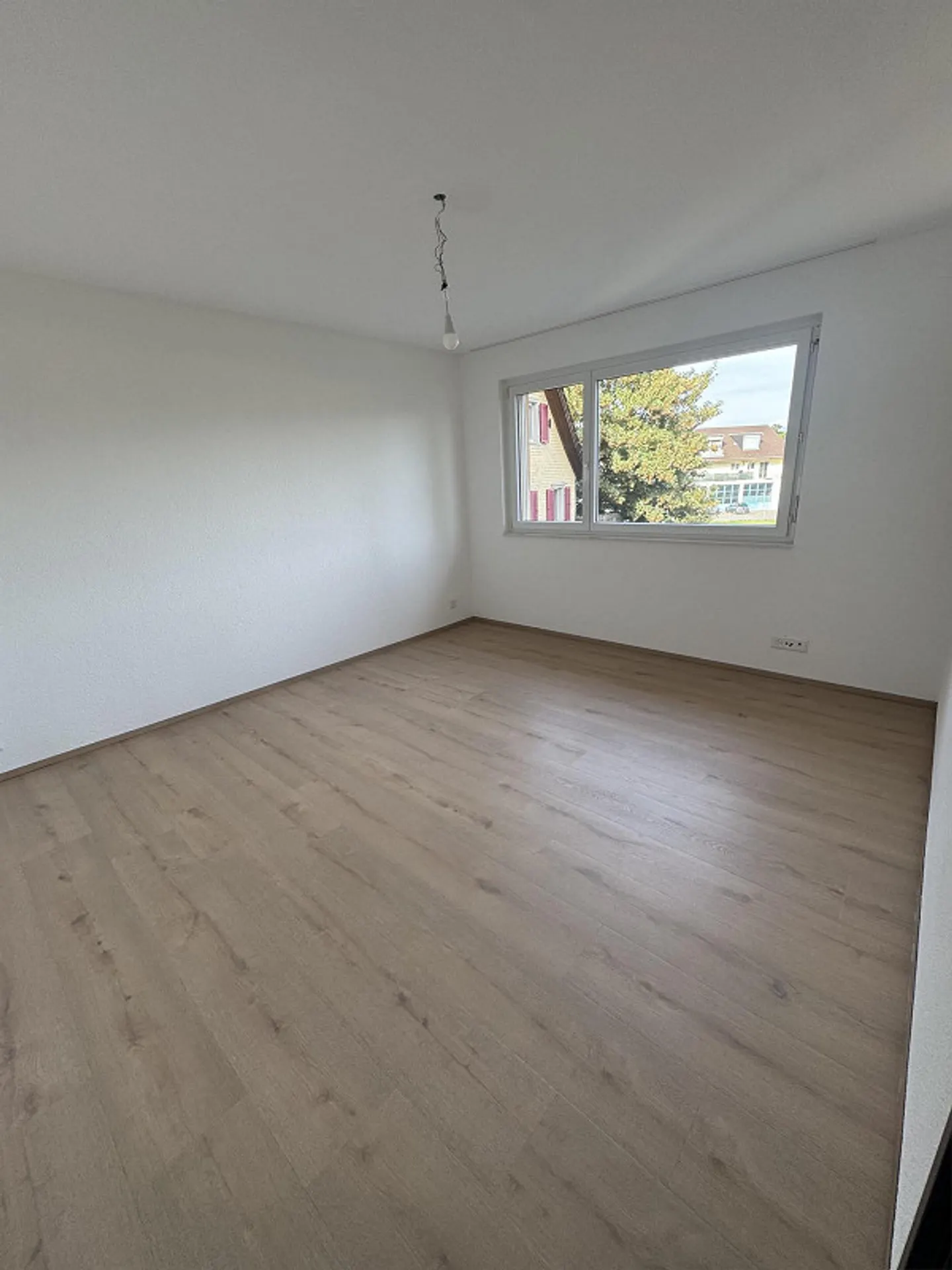 Appartement moderne de 2,5 pièces avec balcon à Lüchingen - Photo 7 sur 16