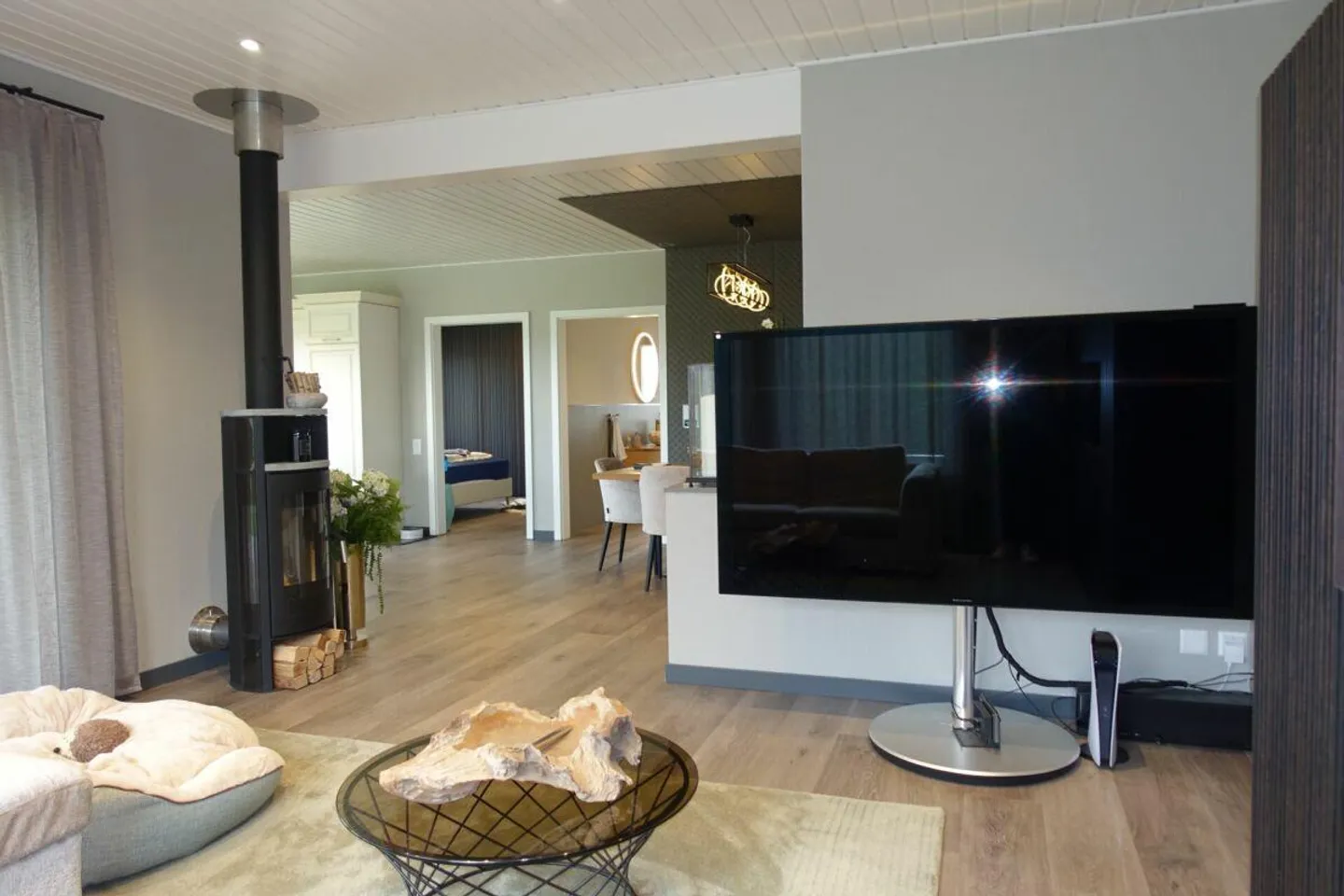 Riservato! Proprietà equestre con casa e arena di equitazione - Foto 19 di 30