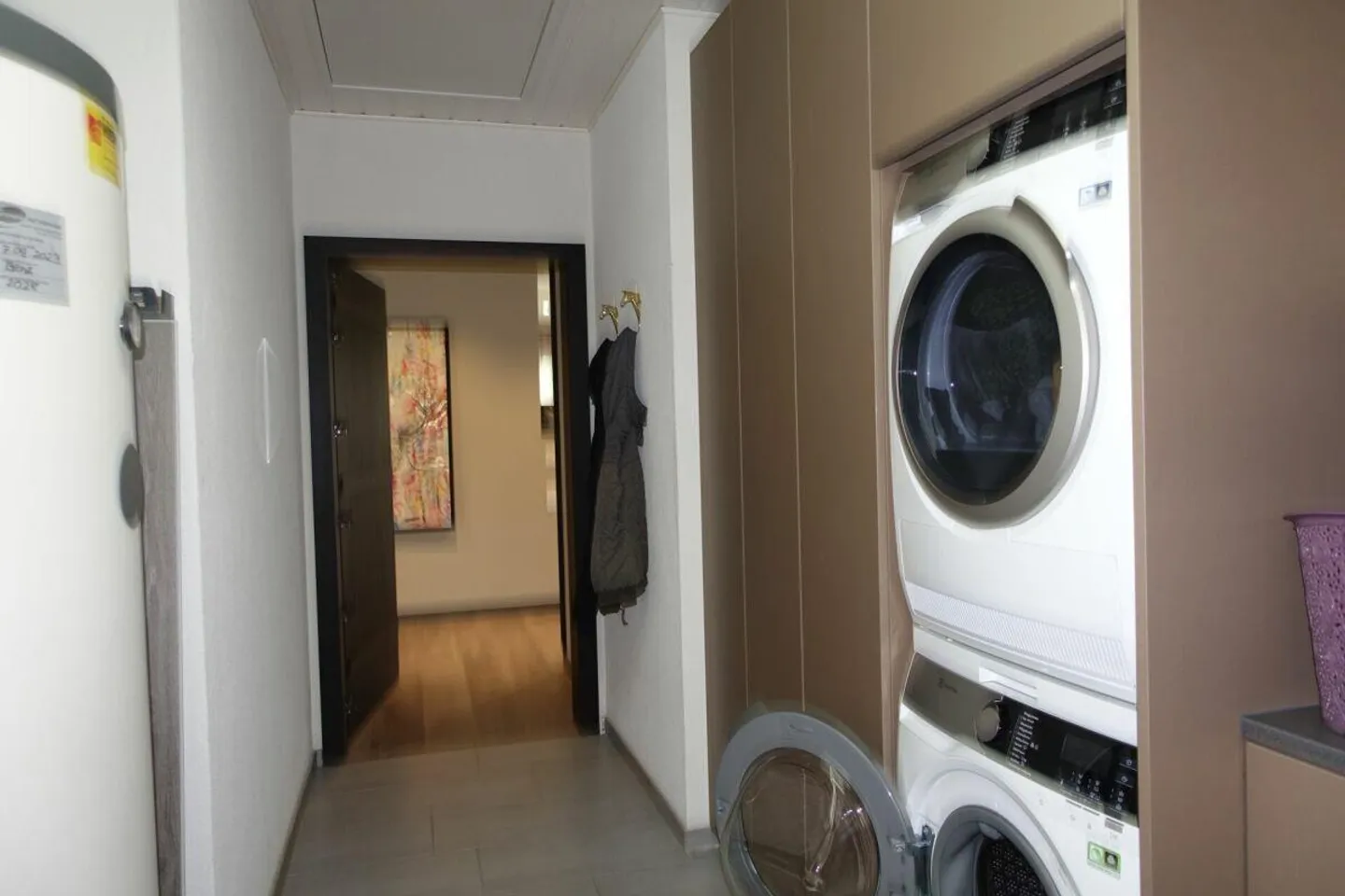Riservato! Proprietà equestre con casa e arena di equitazione - Foto 26 di 30