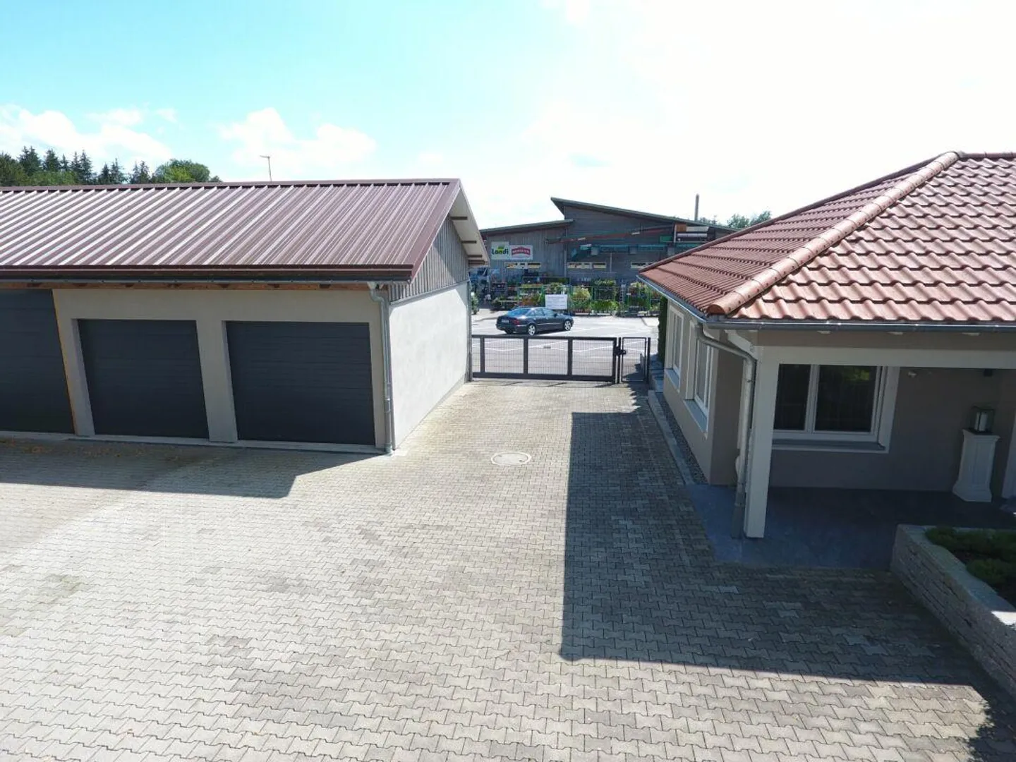 Riservato! Proprietà equestre con casa e arena di equitazione - Foto 30 di 30