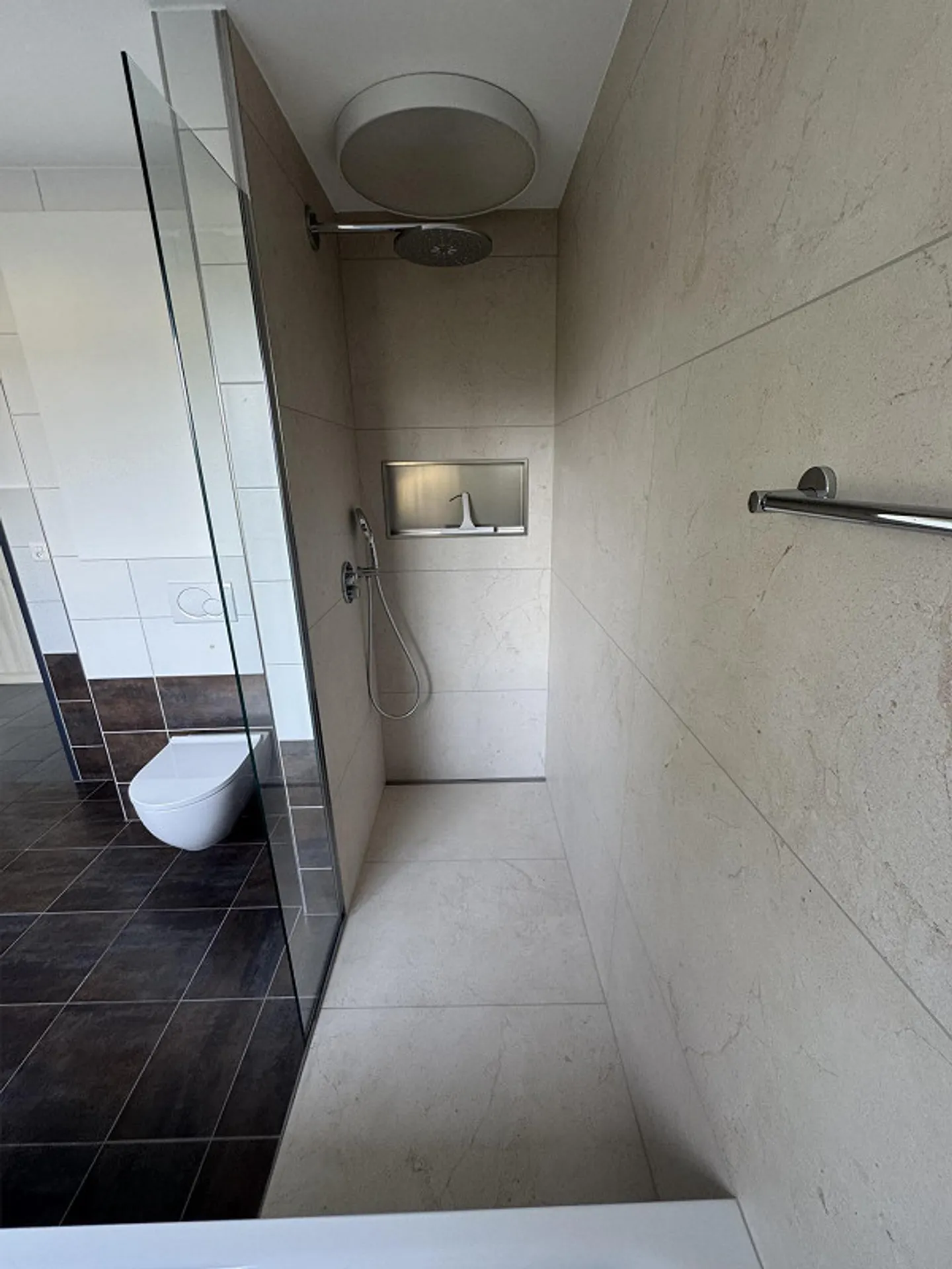 Appartement moderne de 2,5 pièces avec balcon à Lüchingen - Photo 10 sur 16