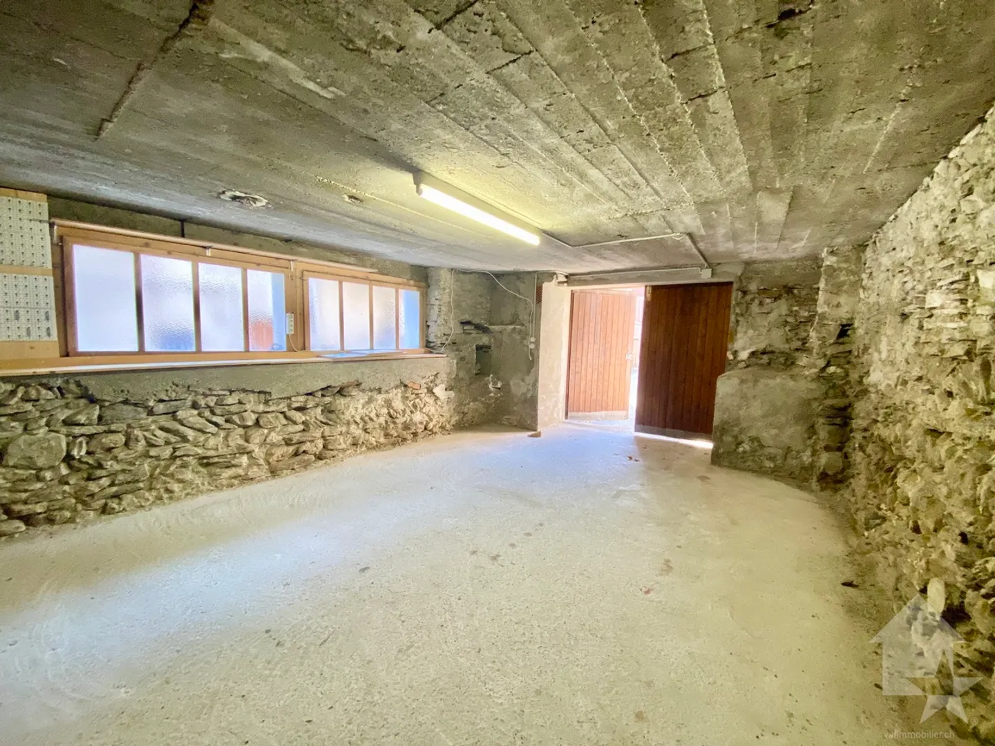 Renovated family or rental house, terrace, cellars, garage, park! - Photo 34 of 35