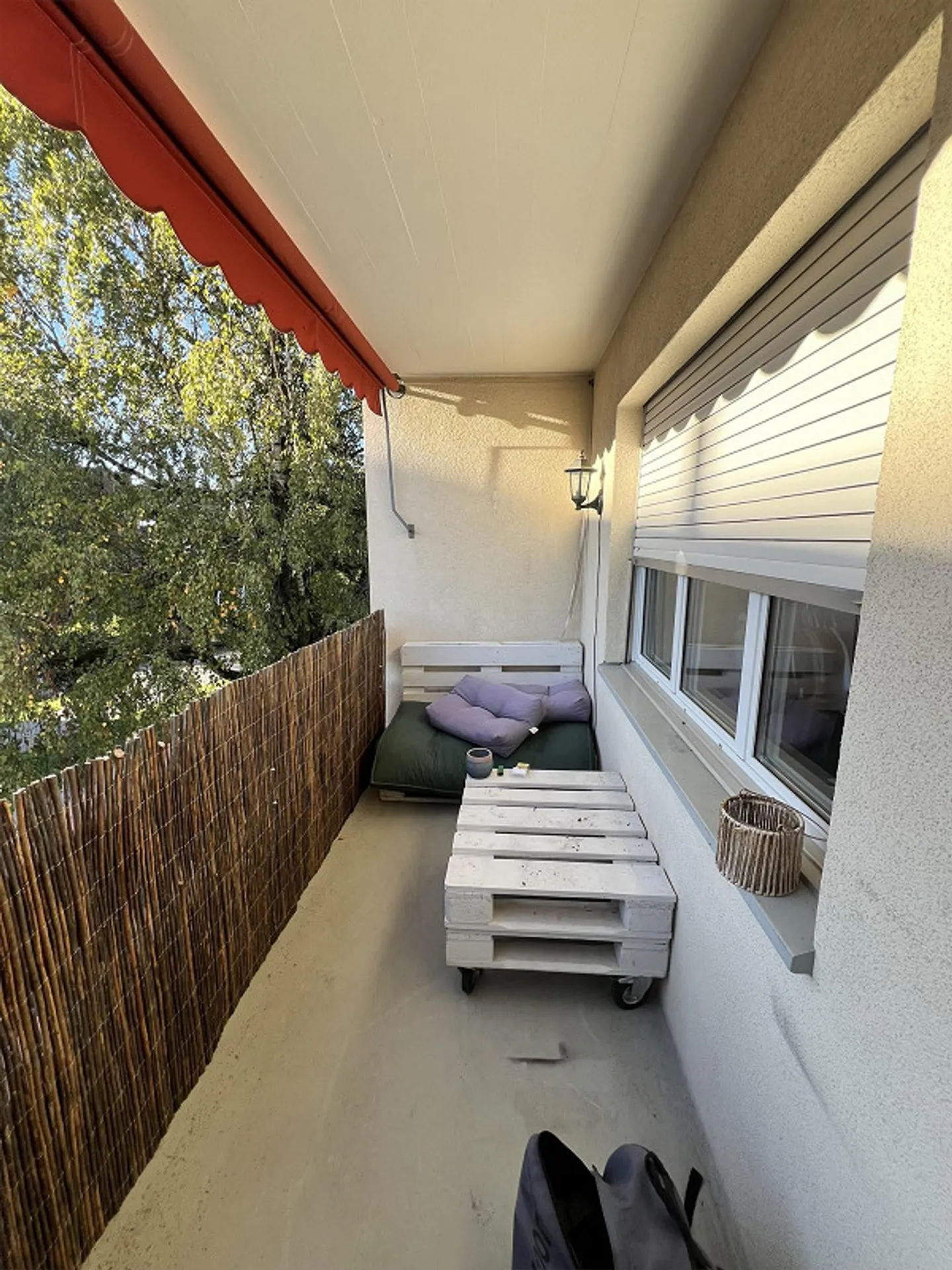 Appartement lumineux de 4½ pièces avec balcon et box garage à Hünenberg - à partir du 01 - Photo 8 sur 9