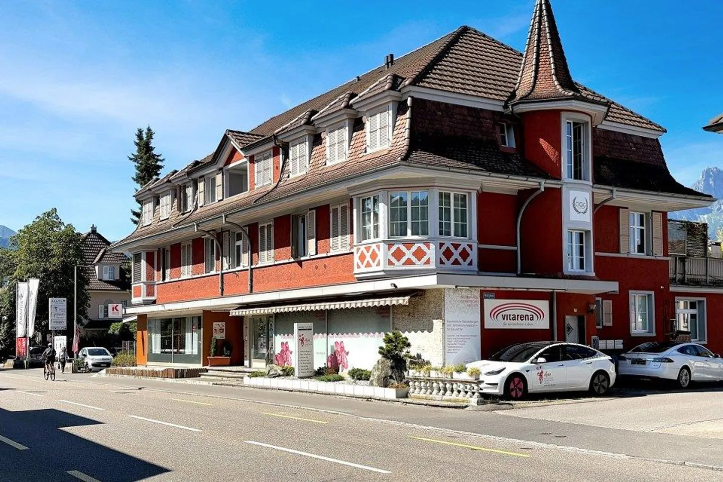 Renditeliegenschaft an bester Lage in Thun  Wohnen & Gewerbe perfe... - Foto 1 von 13