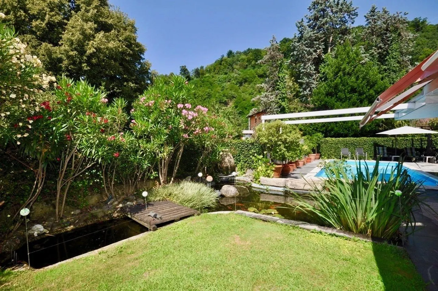 Villa con Piscina a Magliaso - Foto 2 di 18