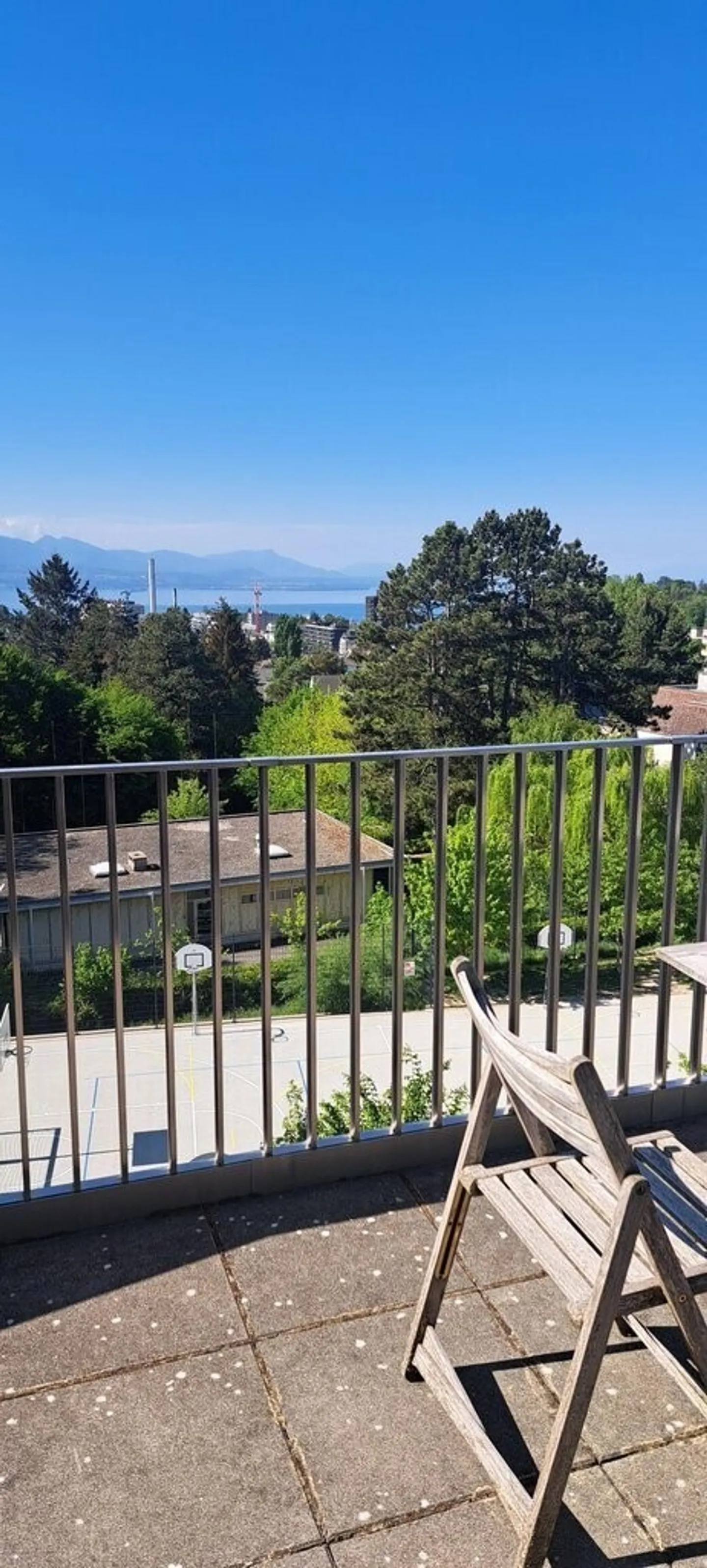 Bell'appartamento di 4,5 locali situato nel sottotetto - Foto 5 di 10