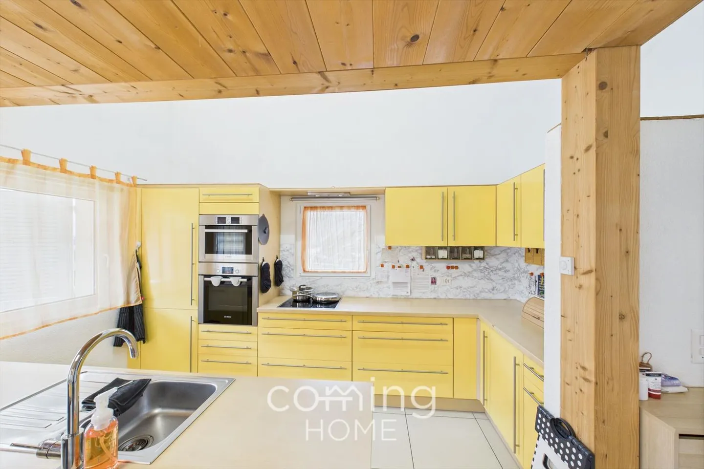 Sunny Family Paradise in Niedergesteln - 5.5-Room Single-Family House with Double Garage and Alpine View - Photo 1 of 13