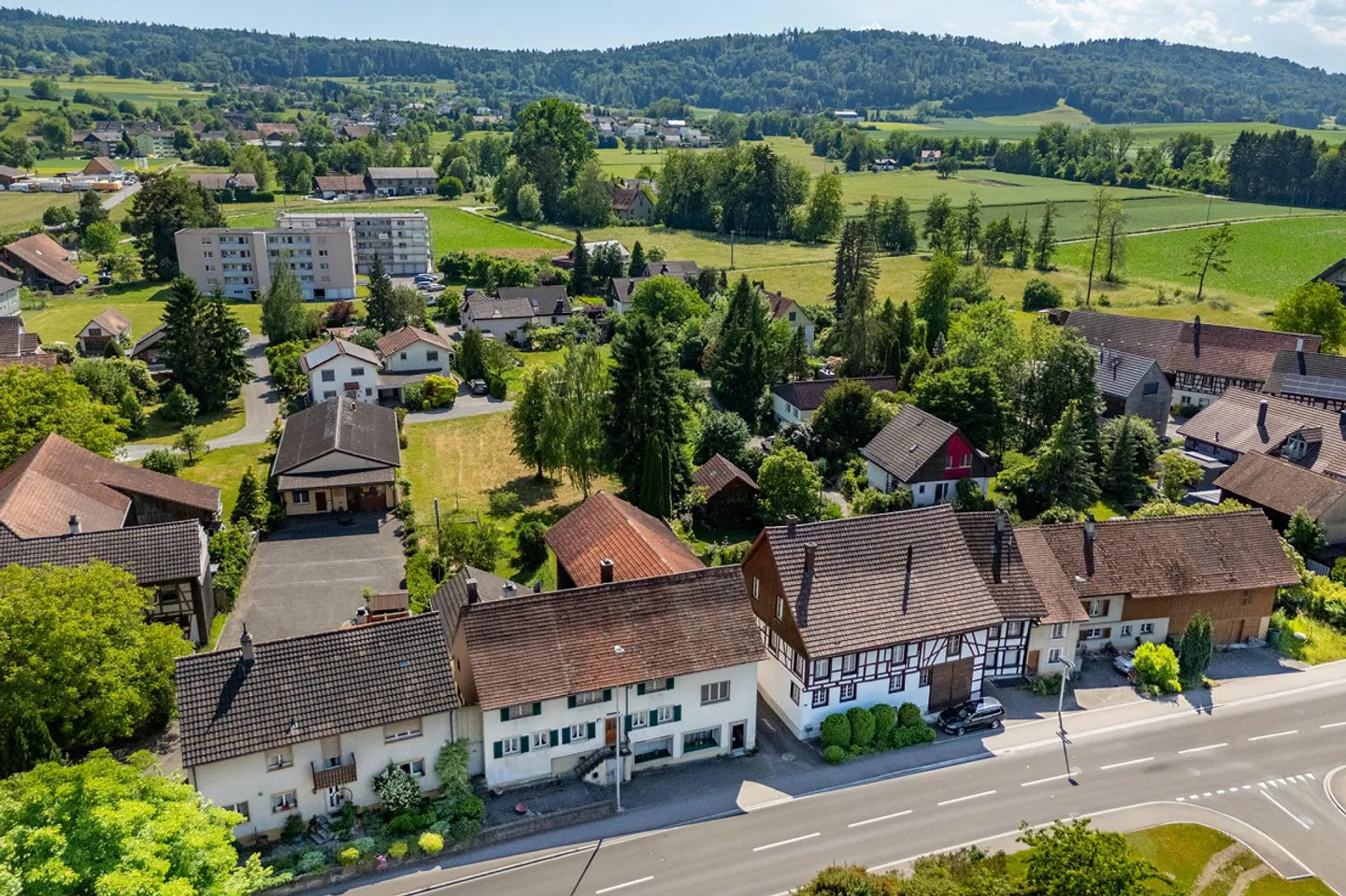 Geräumige Liegenschaft mit Potenzial - Foto 2 von 21